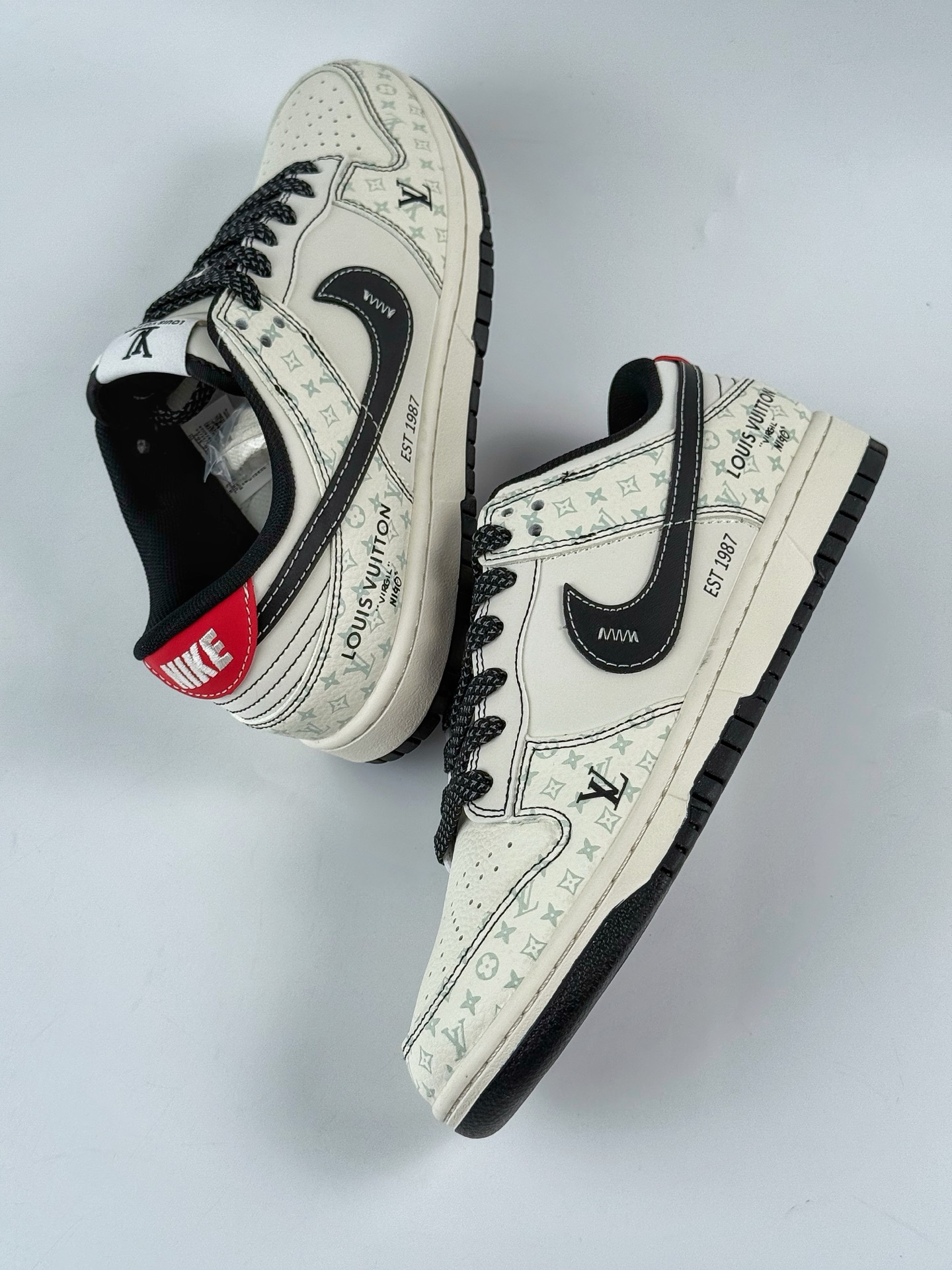 280 Nike SB Dunk Low x Louis Vuitton 白黑满天星 YX5066-362