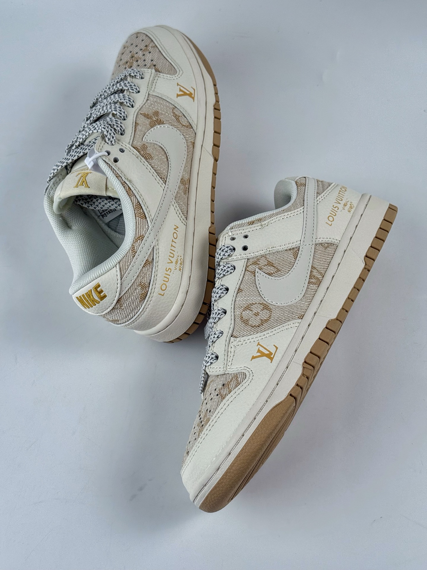 280 Nike SB Dunk Low x Louis Vuitton 白黄满天星 JP1628-007