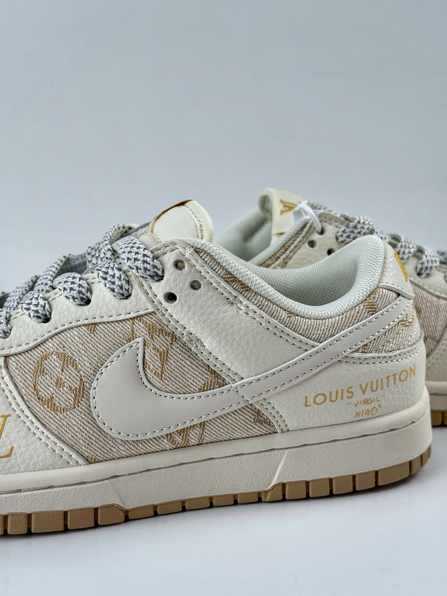 280 Nike SB Dunk Low x Louis Vuitton 白黄满天星 JP1628-007