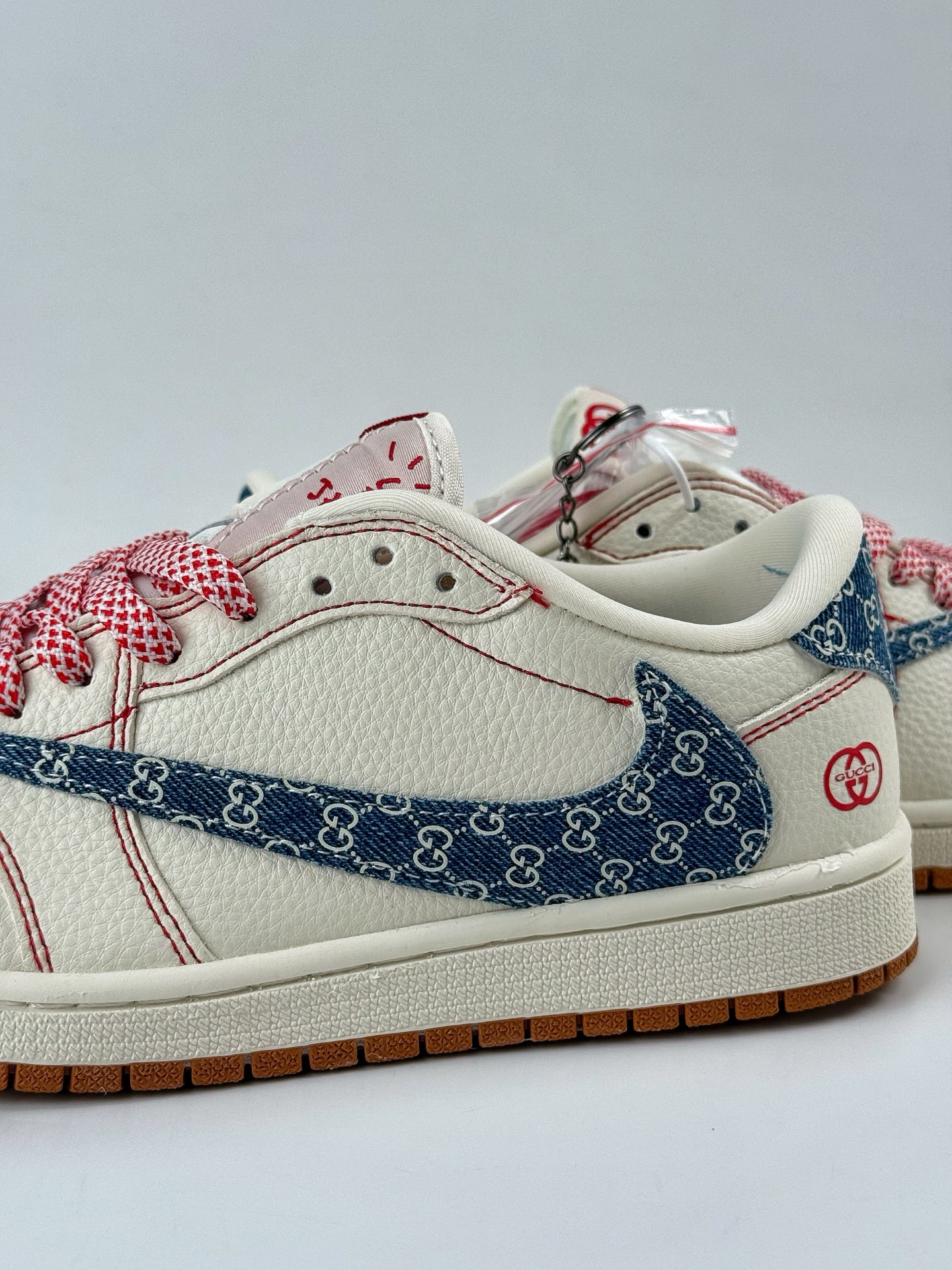 280 Travis Scott x Nike Air Jordan 1 Low x GUCCI Air Jordan 1 Low 反转白红牛仔小勾满天星倒钩 XQ1979-001