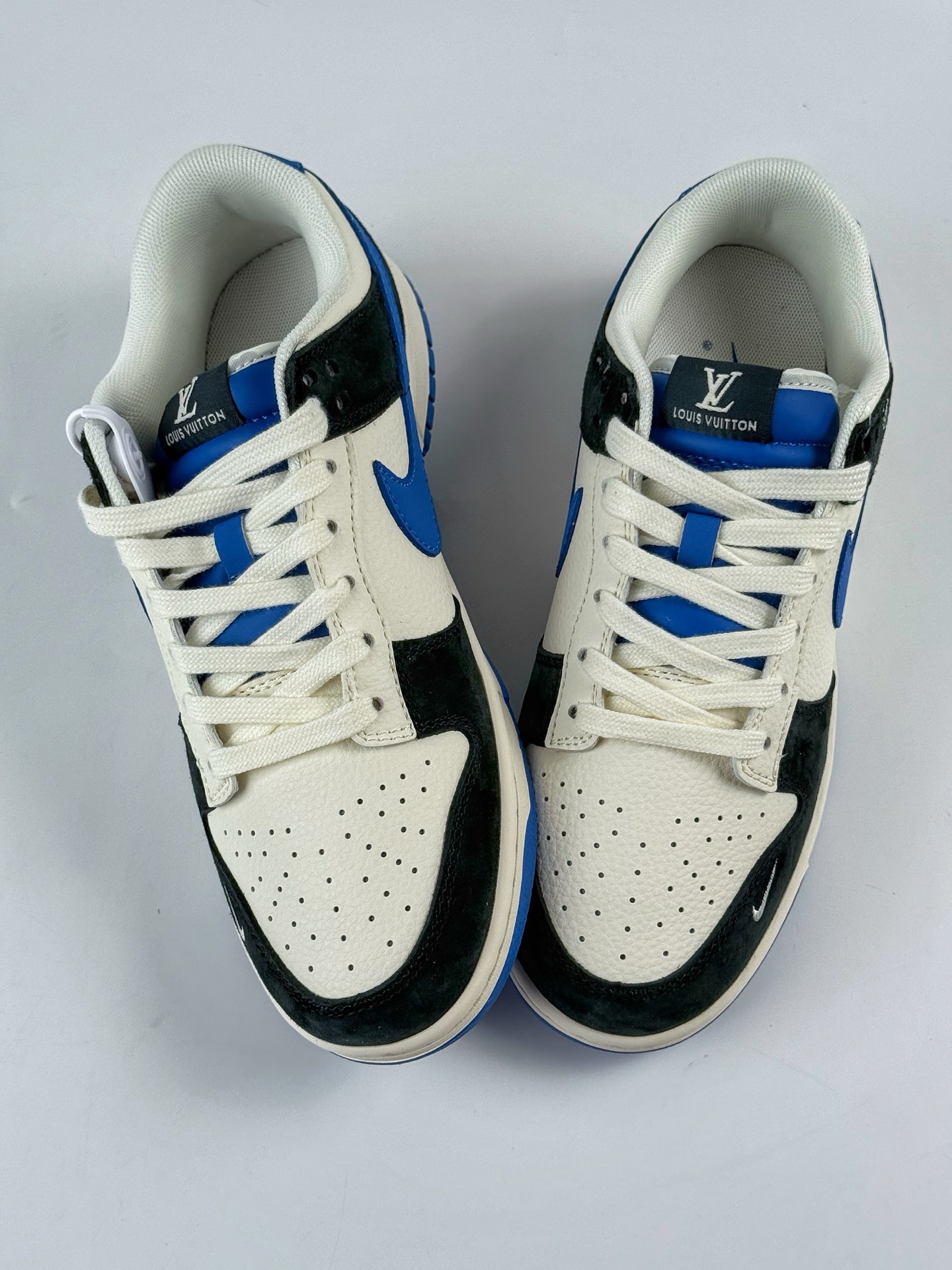 260 Nike SB Dunk Low x Louis Vuitton 黑蓝小勾 XD1588-221-Chinese UA Cheap High Quatity Brand Clothes Bags handbags Sneakers wholesale wholesaler seller from China Factory suppliers Fashion Clothing Shoes best Quality Beautiful Price 260 Nike SB Dunk Low x Louis Vuitton 黑蓝小勾 XD1588-221