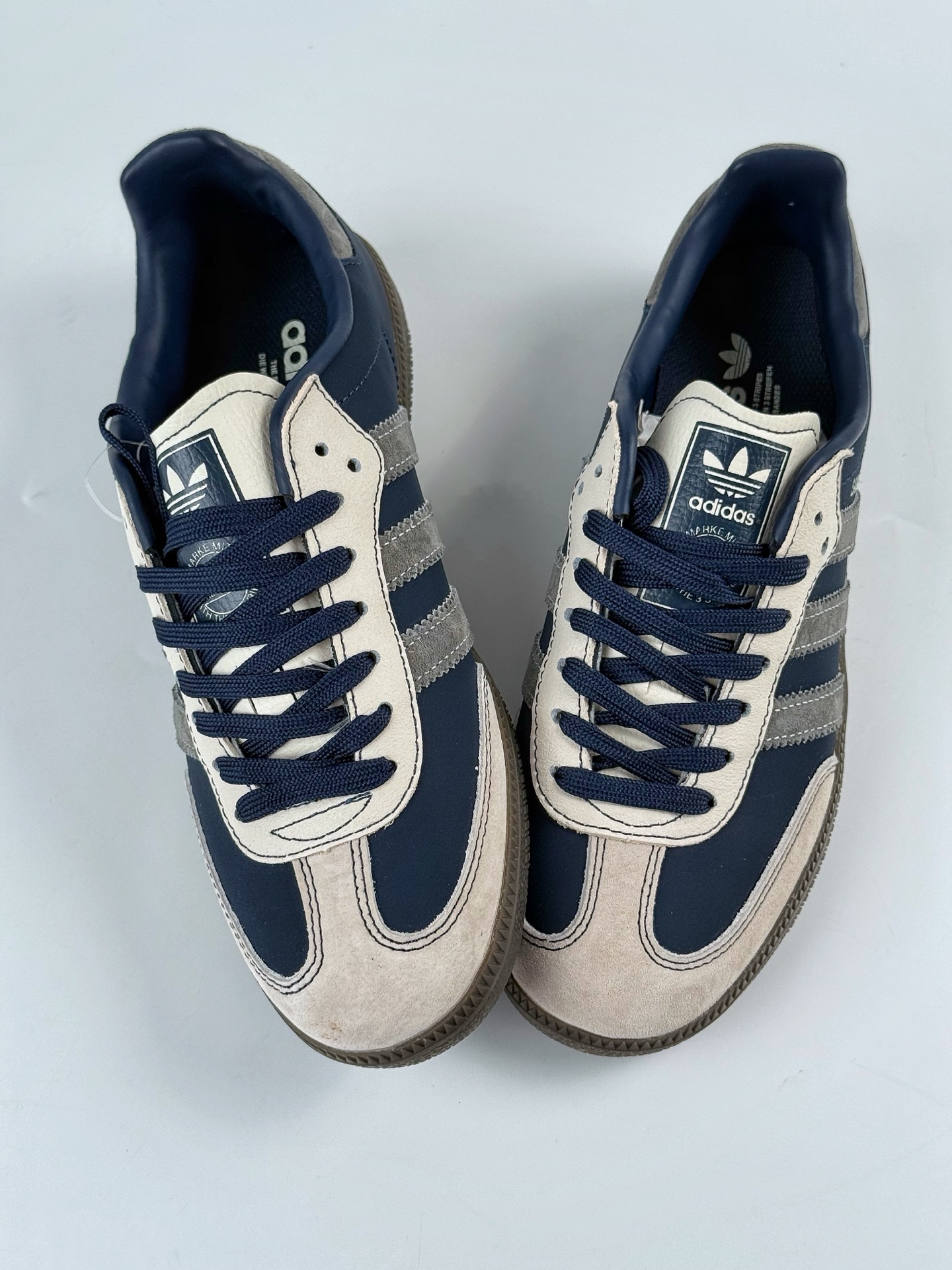 200 adidas originals Samba OG x DIOR 棕黑 桑巴舞系列复古经典轻便板鞋 DX0007-Chinese UA Cheap High Quatity Brand Clothes Bags handbags Sneakers wholesale wholesaler seller from China Factory suppliers Fashion Clothing Shoes best Quality Beautiful Price 200 adidas originals Samba OG x DIOR 棕黑 桑巴舞系列复古经典轻便板鞋 DX0007