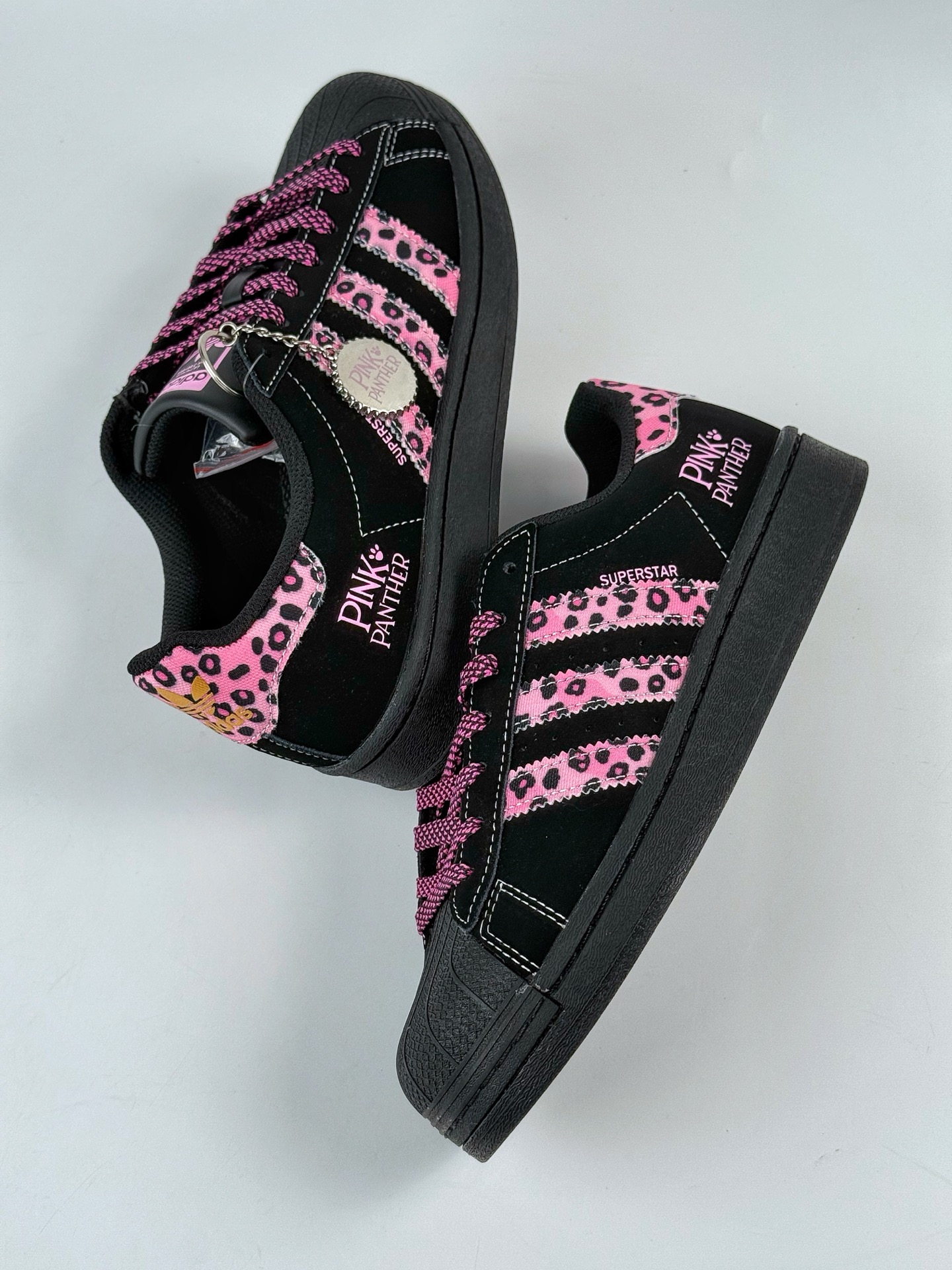 220 AD Originals Superstar x PINK PANTHER 黑粉满天星 AD8018CC