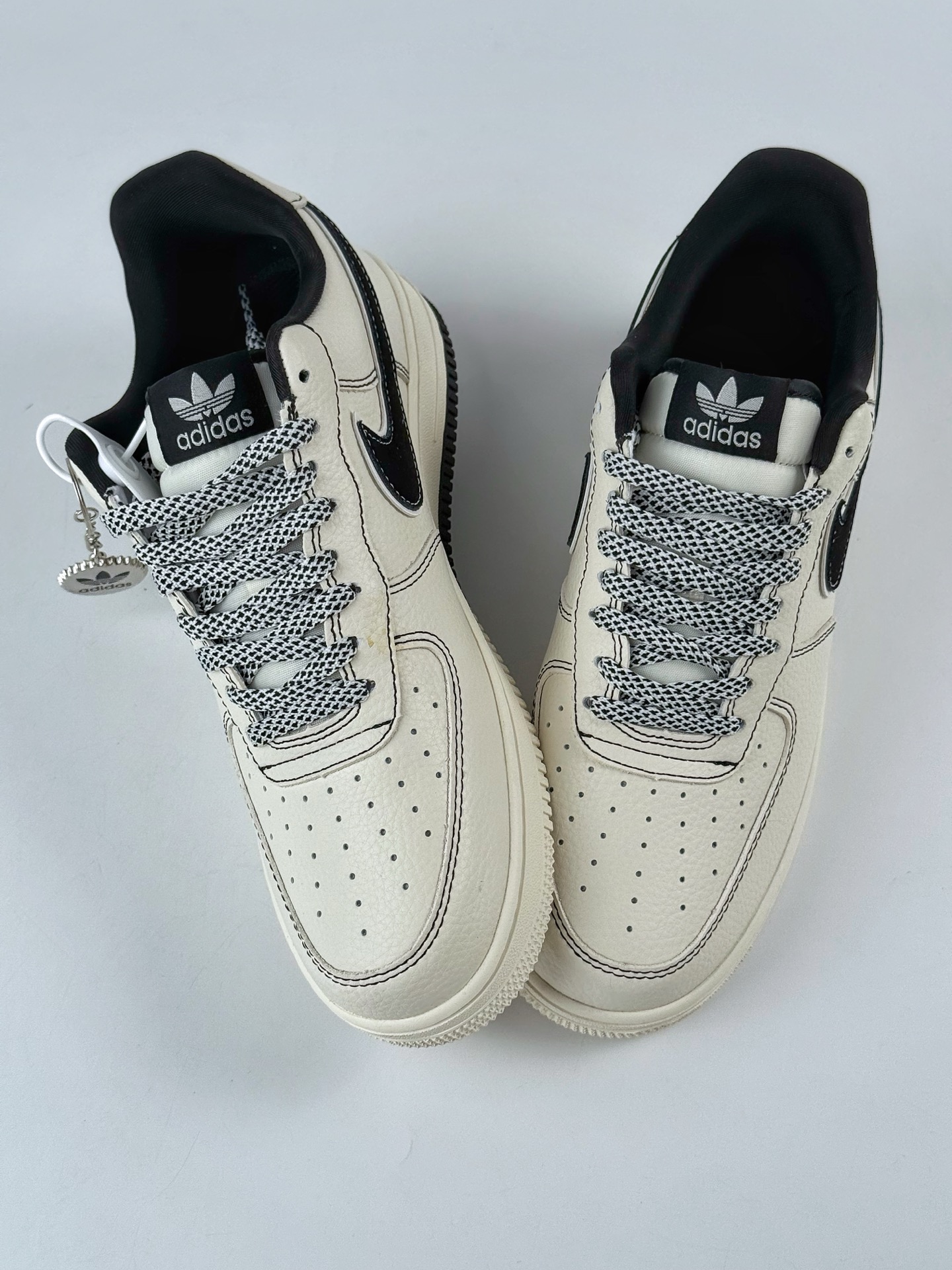 260 Nike Air Force 1 Low 07 x Adidas 米白黑满天星 KB1688-003-Chinese UA Cheap High Quatity Brand Clothes Bags handbags Sneakers wholesale wholesaler seller from China Factory suppliers Fashion Clothing Shoes best Quality Beautiful Price 260 Nike Air Force 1 Low 07 x Adidas 米白黑满天星 KB1688-003