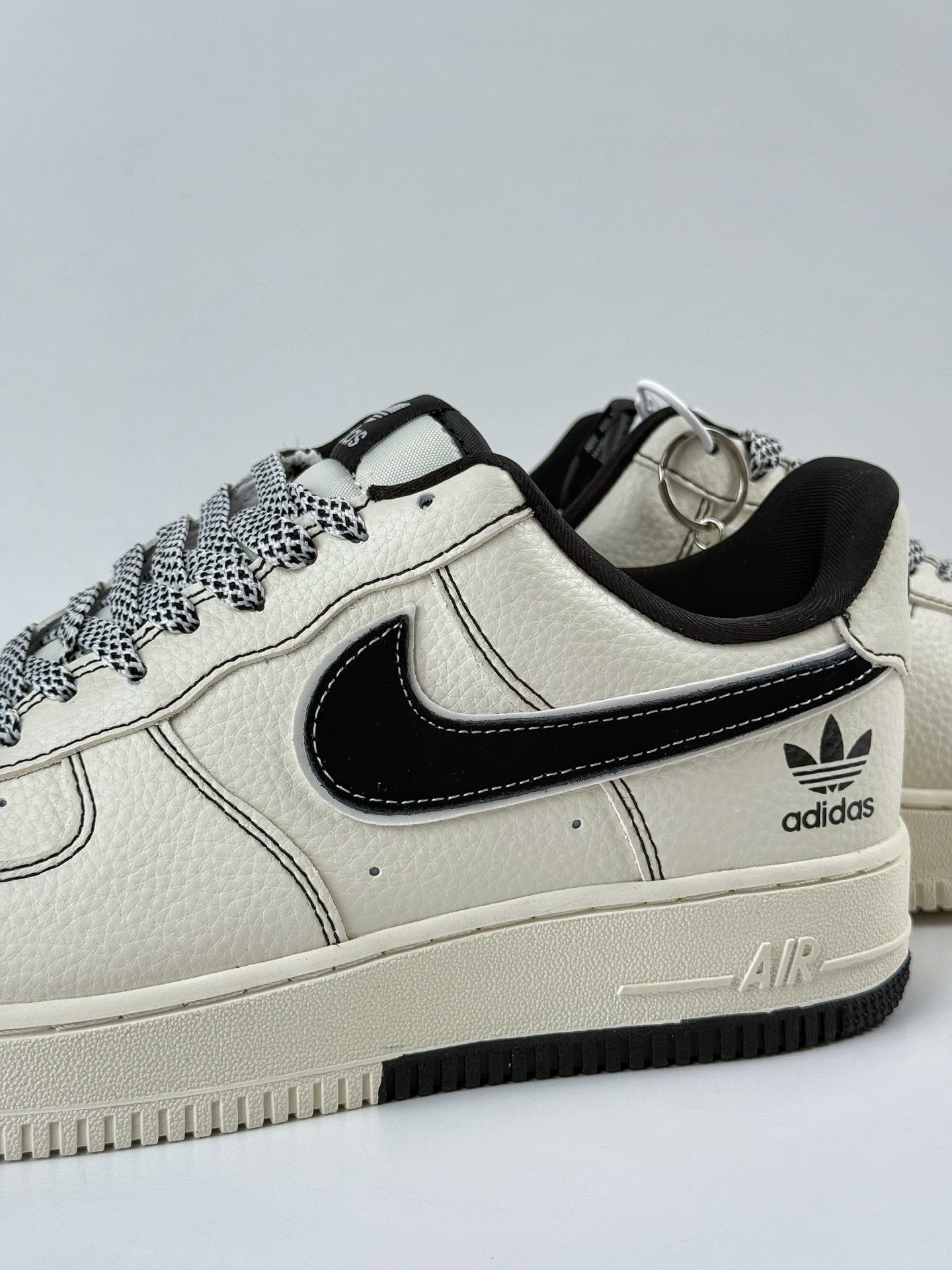 260 Nike Air Force 1 Low 07 x Adidas 米白黑满天星 KB1688-003-Chinese UA Cheap High Quatity Brand Clothes Bags handbags Sneakers wholesale wholesaler seller from China Factory suppliers Fashion Clothing Shoes best Quality Beautiful Price 260 Nike Air Force 1 Low 07 x Adidas 米白黑满天星 KB1688-003