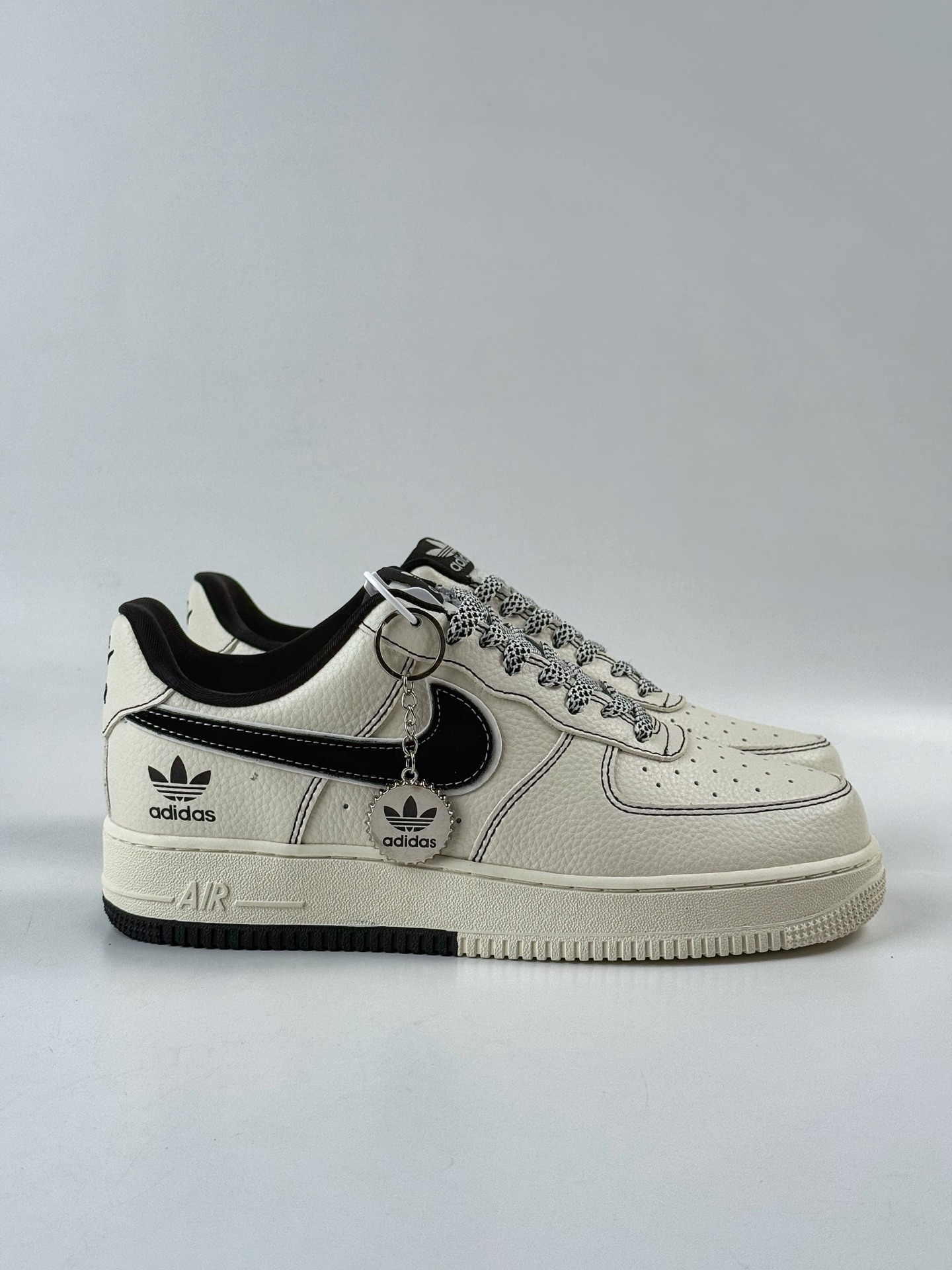 260 Nike Air Force 1 Low 07 x Adidas 米白黑满天星 KB1688-003-Chinese UA Cheap High Quatity Brand Clothes Bags handbags Sneakers wholesale wholesaler seller from China Factory suppliers Fashion Clothing Shoes best Quality Beautiful Price 260 Nike Air Force 1 Low 07 x Adidas 米白黑满天星 KB1688-003