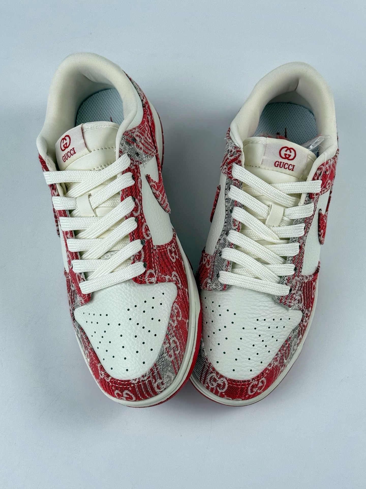 280 Nike SB Dunk Low x GUCCI 红白小勾 SC9207-417-Chinese UA Cheap High Quatity Brand Clothes Bags handbags Sneakers wholesale wholesaler seller from China Factory suppliers Fashion Clothing Shoes best Quality Beautiful Price 280 Nike SB Dunk Low x GUCCI 红白小勾 SC9207-417