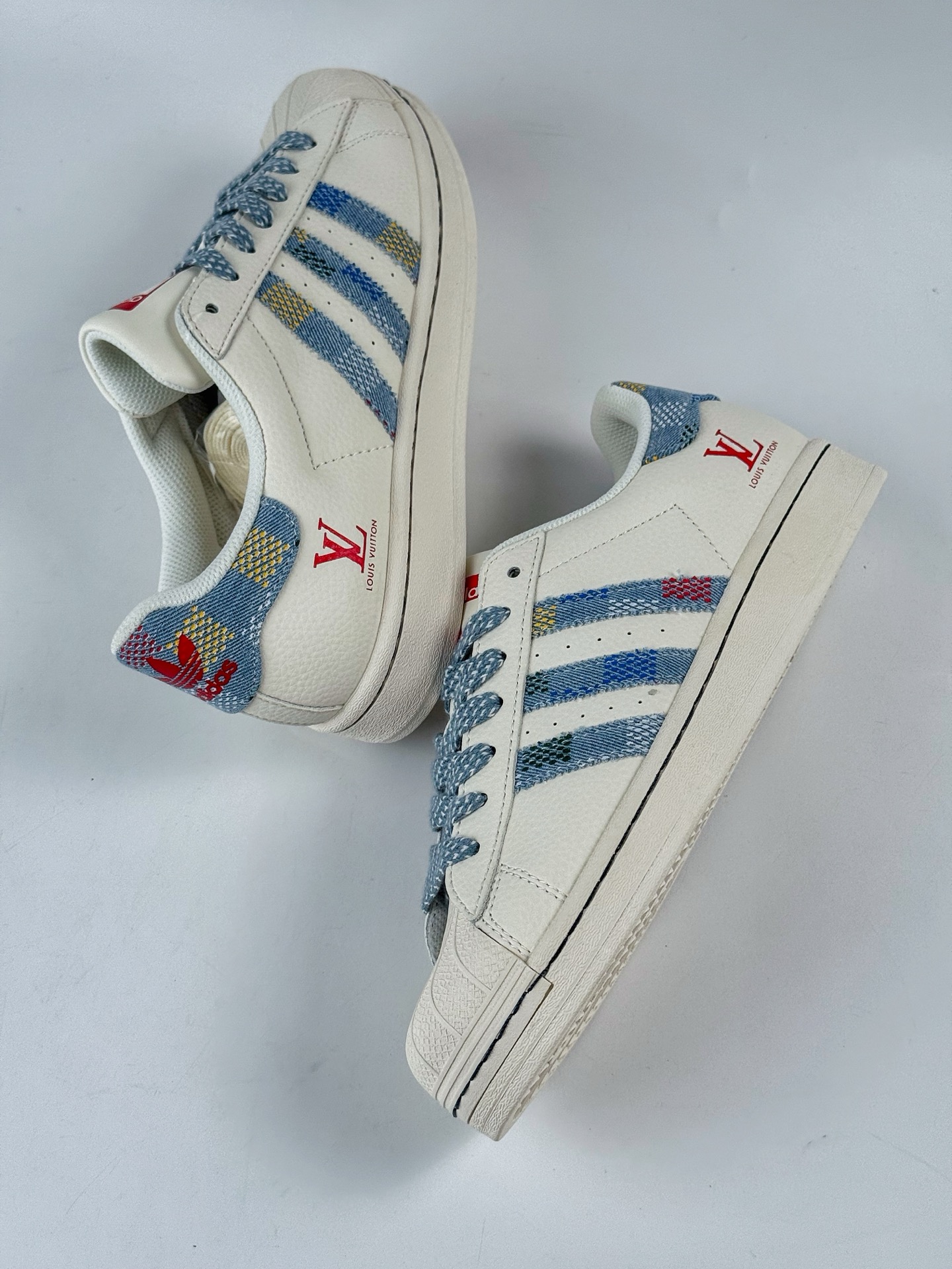 220 AD Originals Superstar x Louis Vuitton 白蓝满天星 HS3084