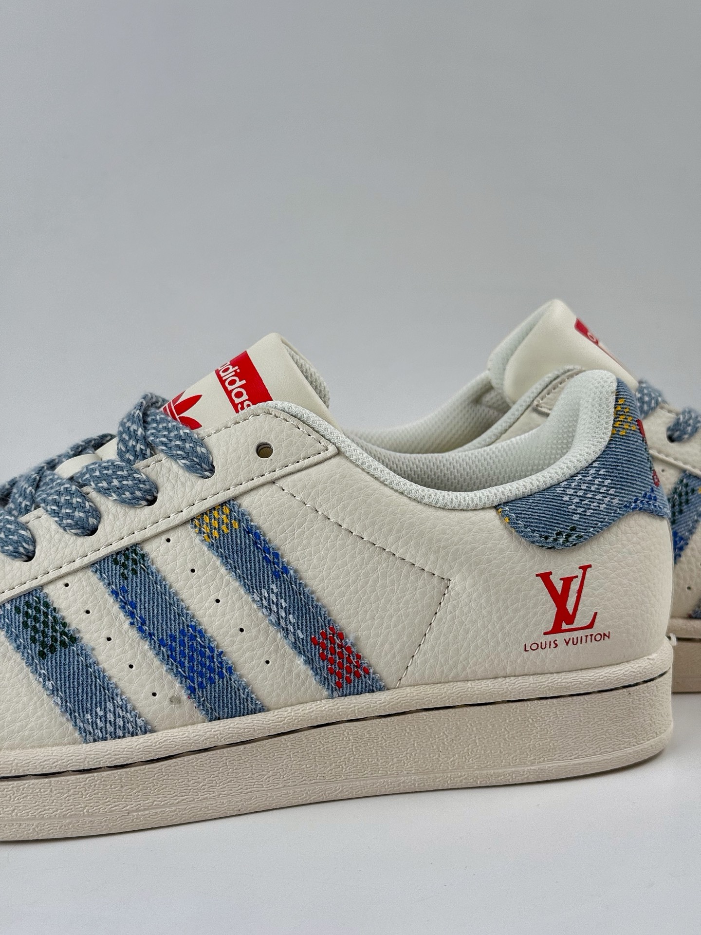 220 AD Originals Superstar x Louis Vuitton 白蓝满天星 HS3084
