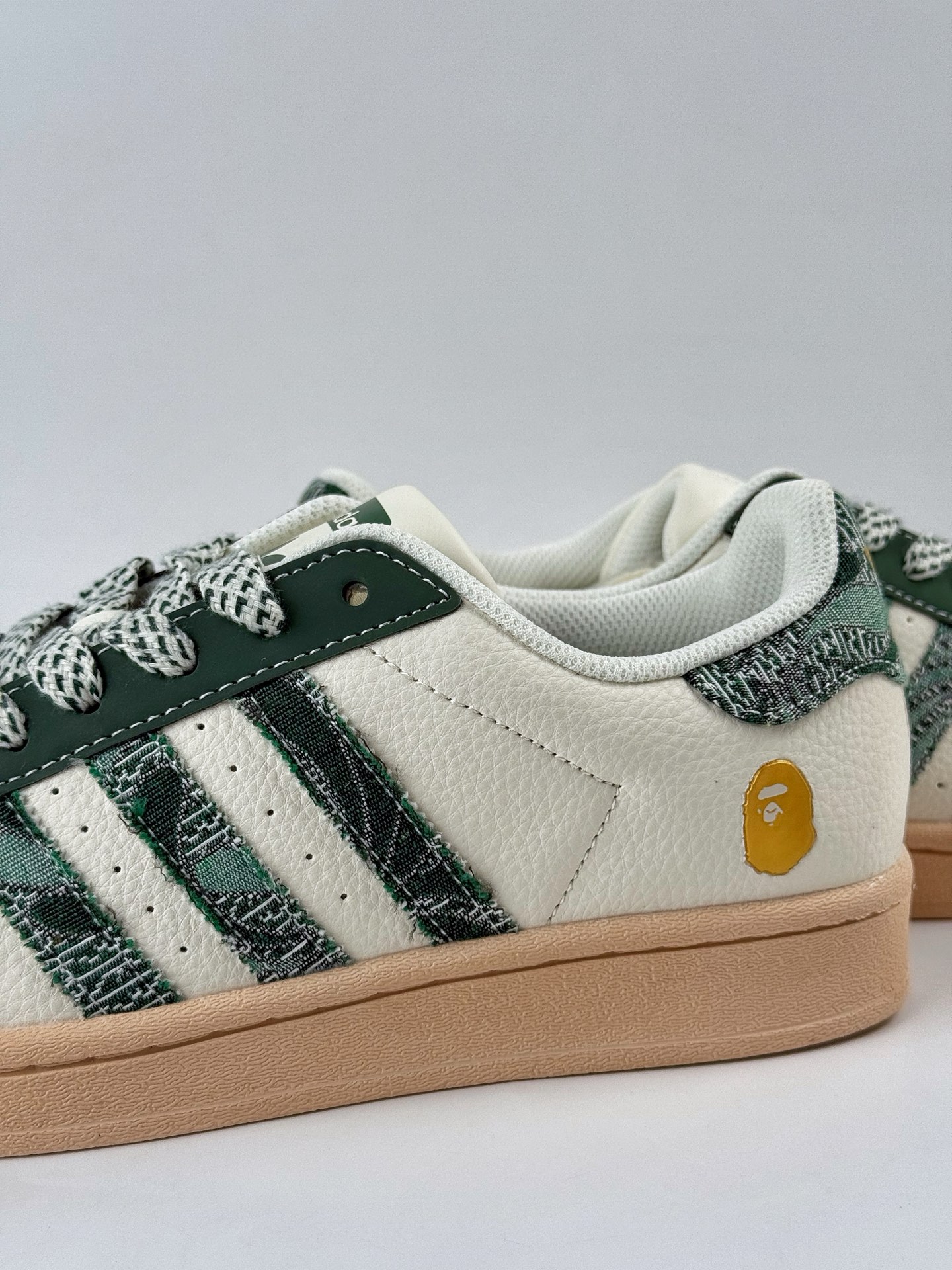 220 AD Originals Superstar x BAPE 白绿棕 采 HS3087