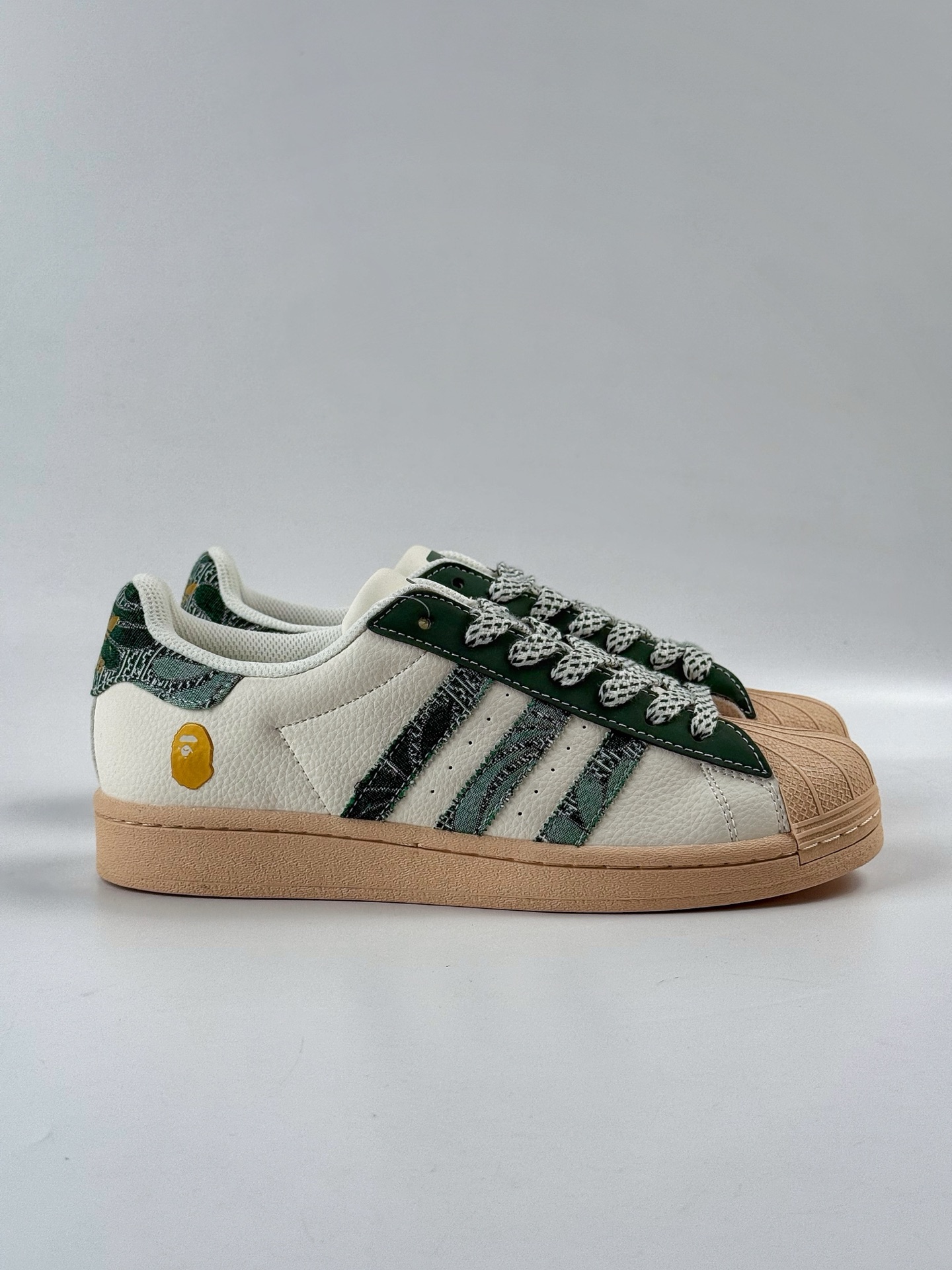 220 AD Originals Superstar x BAPE 白绿棕 采 HS3087