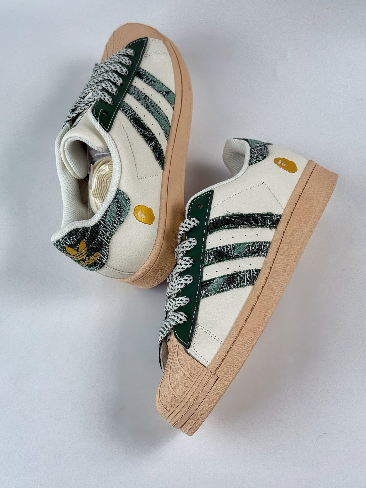 220 AD Originals Superstar x BAPE 白绿棕 采 HS3087