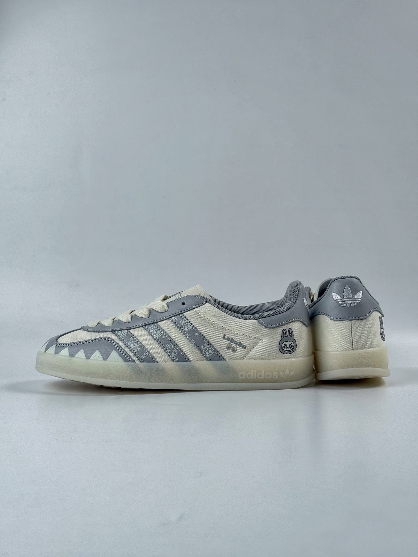 260 adidas originals Samba OG 灰白拉布布 桑巴舞系列复古经典轻便板鞋 DM1234-015