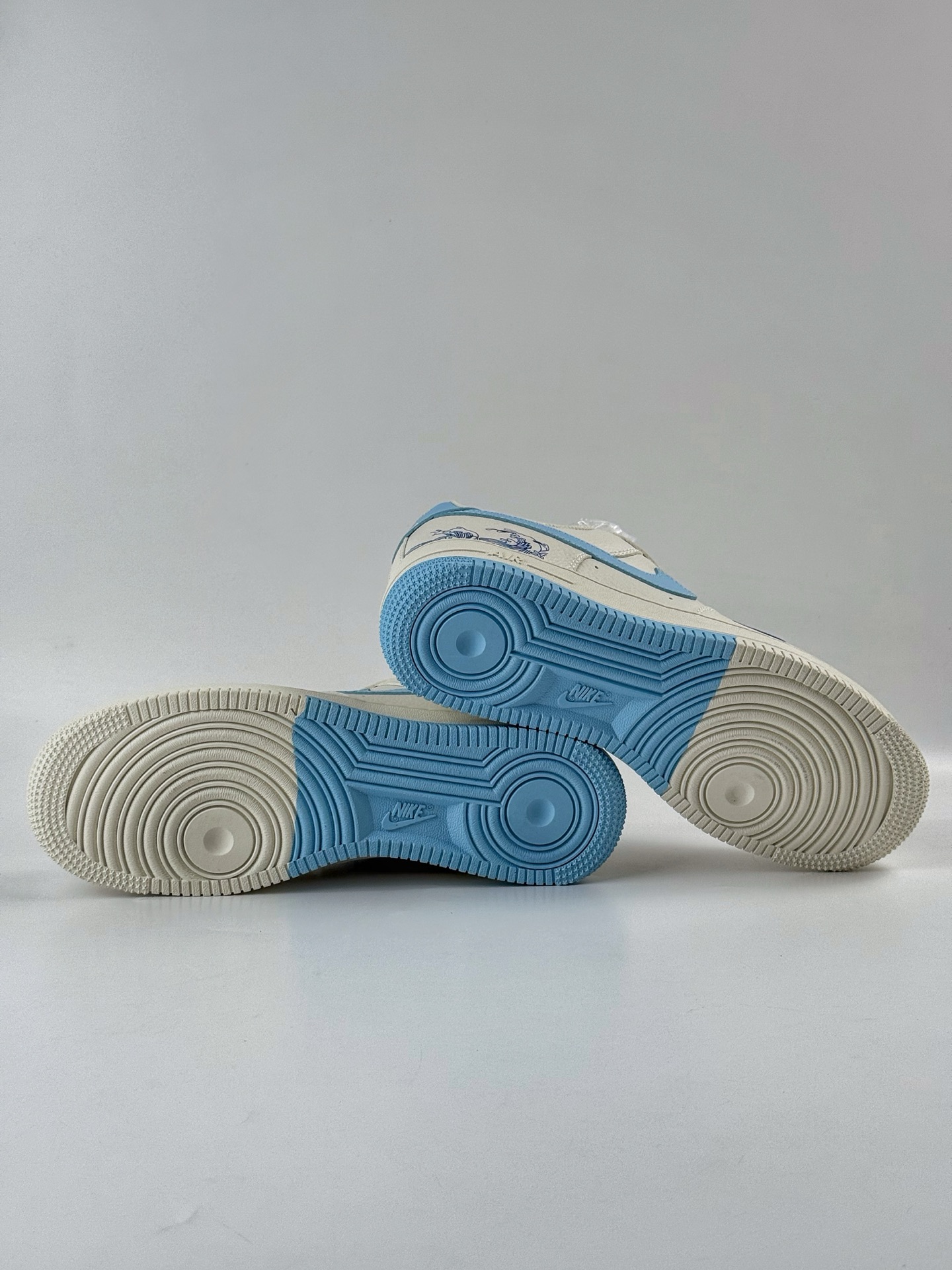 260 Nike Air Force 1 Low 07 波浪米蓝 CS5288-027