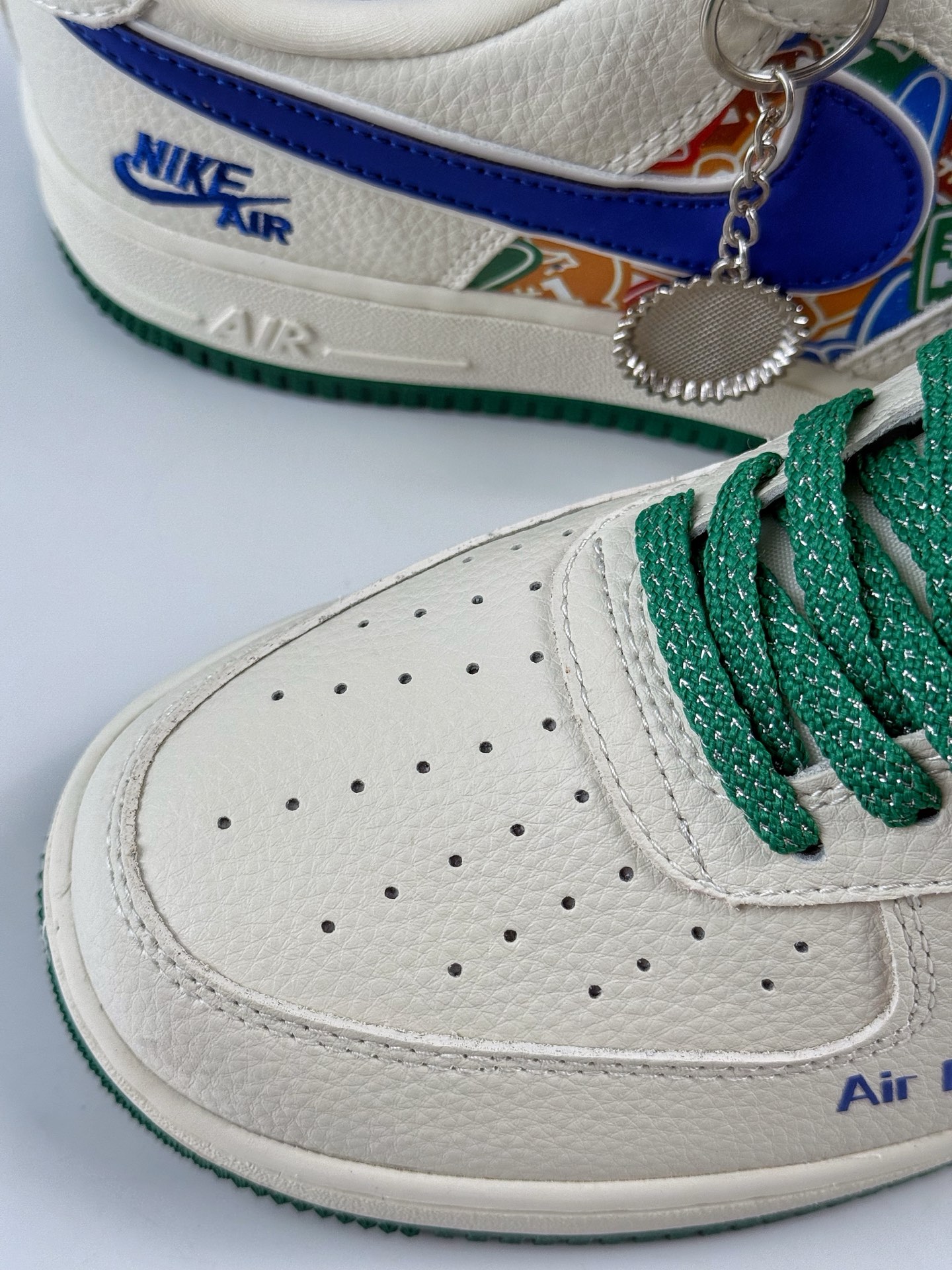 260 Nike Air Force 1 Low 07 x NIKE 米蓝绿小勾满天星 KJ1688-001-Chinese UA Cheap High Quatity Brand Clothes Bags handbags Sneakers wholesale wholesaler seller from China Factory suppliers Fashion Clothing Shoes best Quality Beautiful Price 260 Nike Air Force 1 Low 07 x NIKE 米蓝绿小勾满天星 KJ1688-001