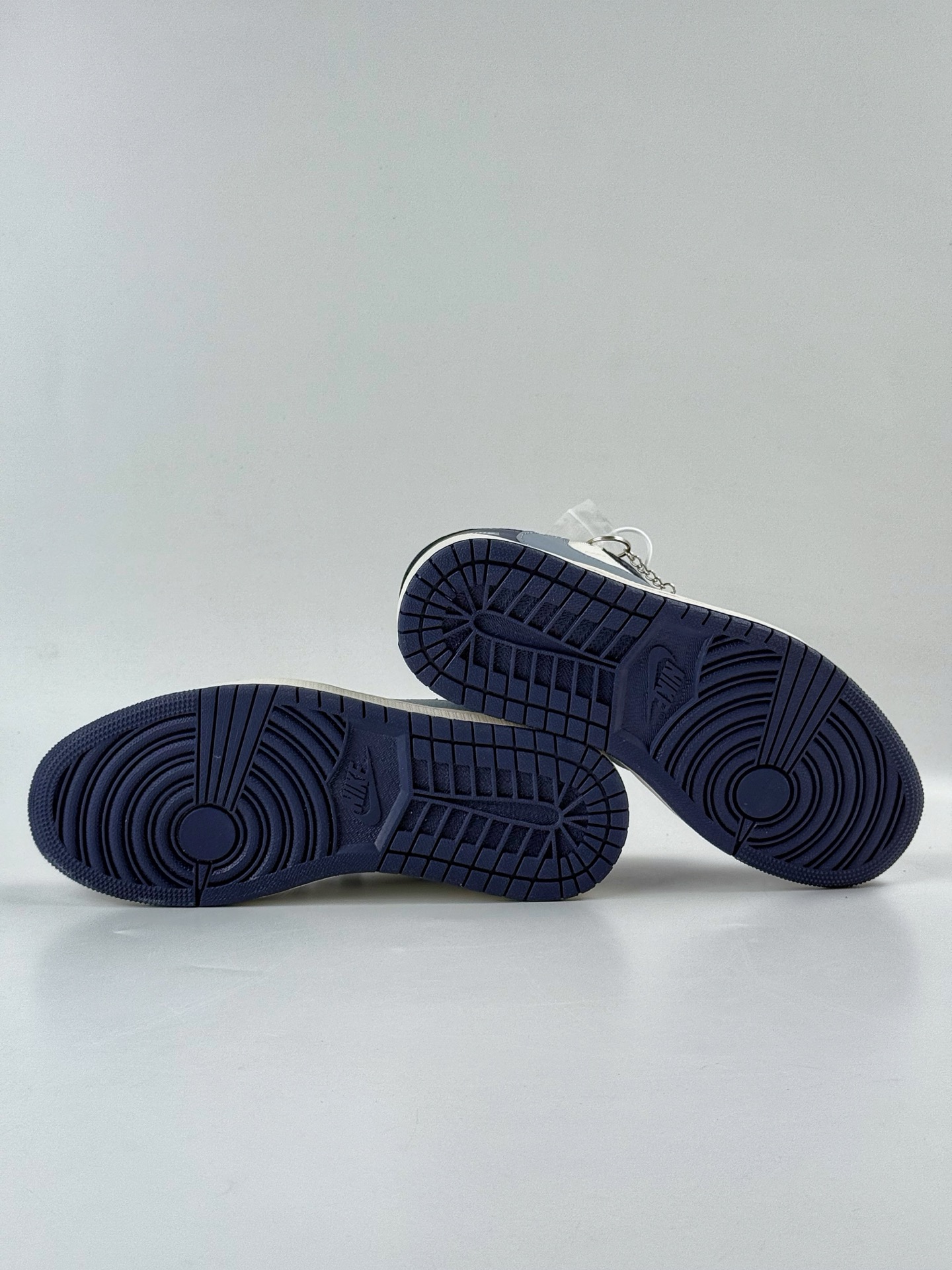 220 Travis Scott x Nike Air Jordan 1 Low x Superme Air Jordan 1 Low 反转蓝白小勾满天星倒钩 JW1188-132