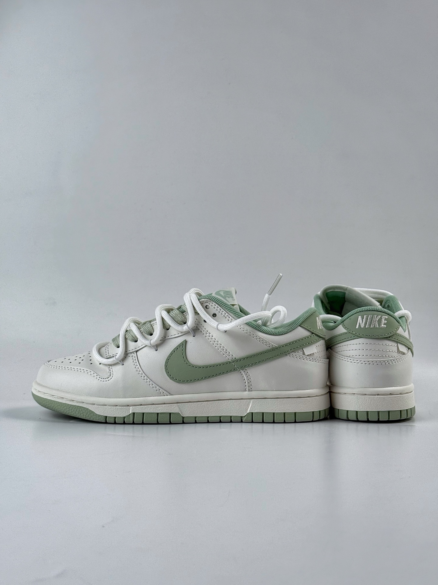 260 NIKE SB Dunk Low x Just Do It 白绿 WG0508-048-Chinese UA Cheap High Quatity Brand Clothes Bags handbags Sneakers wholesale wholesaler seller from China Factory suppliers Fashion Clothing Shoes best Quality Beautiful Price 260 NIKE SB Dunk Low x Just Do It 白绿 WG0508-048