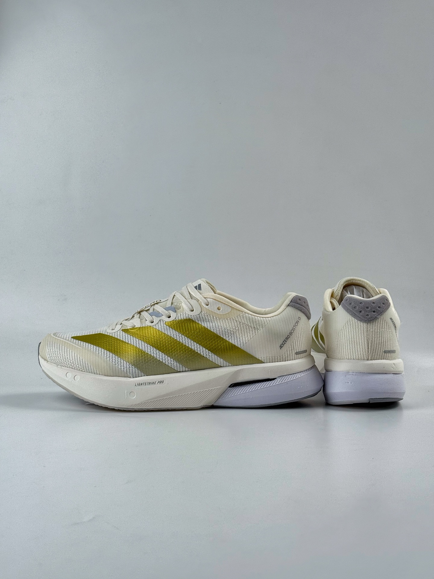190 Adidas Adizero Boston 13 轻盈跑鞋 超轻发泡底 缓震透气跑步鞋 JS4947-Chinese UA Cheap High Quatity Brand Clothes Bags handbags Sneakers wholesale wholesaler seller from China Factory suppliers Fashion Clothing Shoes best Quality Beautiful Price 190 Adidas Adizero Boston 13 轻盈跑鞋 超轻发泡底 缓震透气跑步鞋 JS4947