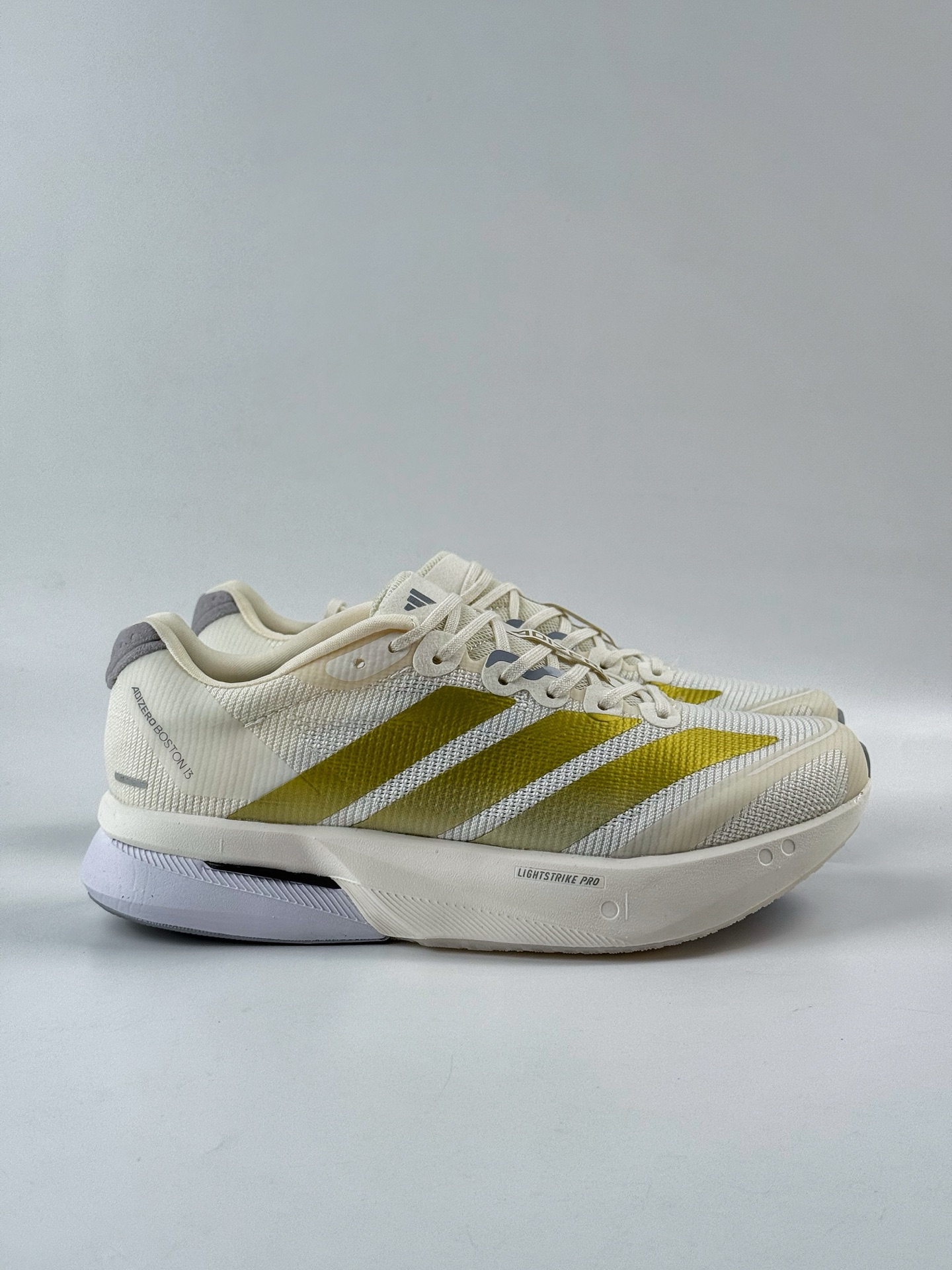 190 Adidas Adizero Boston 13 轻盈跑鞋 超轻发泡底 缓震透气跑步鞋 JS4947-Chinese UA Cheap High Quatity Brand Clothes Bags handbags Sneakers wholesale wholesaler seller from China Factory suppliers Fashion Clothing Shoes best Quality Beautiful Price 190 Adidas Adizero Boston 13 轻盈跑鞋 超轻发泡底 缓震透气跑步鞋 JS4947