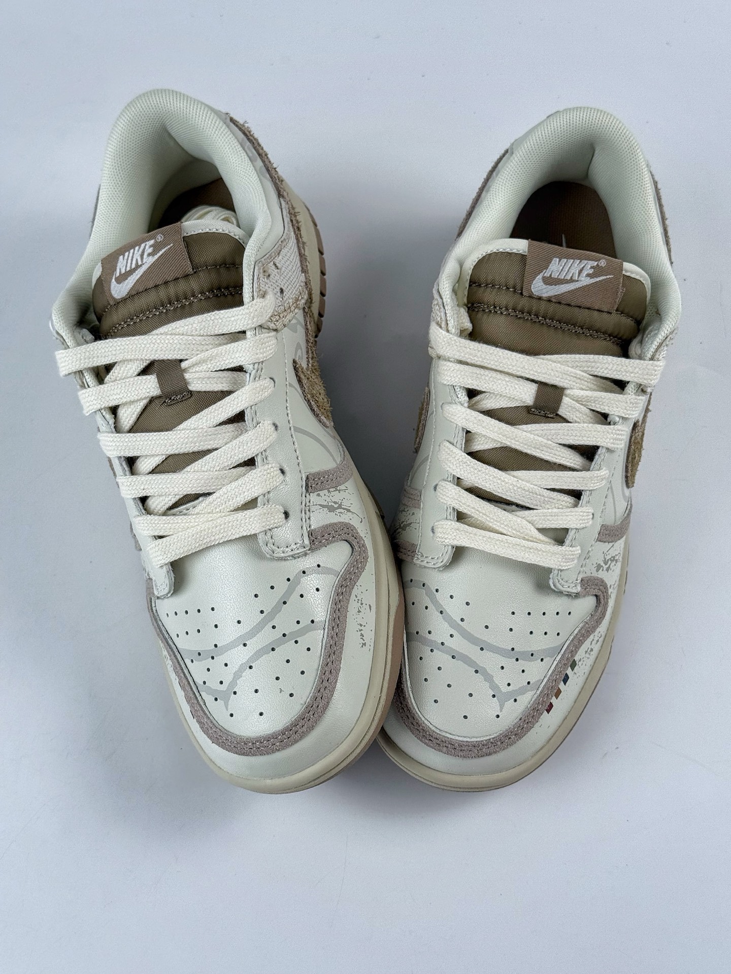 280 Nike SB Dunk Low 熊猫恶作剧 山影漫步 月语 山系 HQ1175-240-Chinese UA Cheap High Quatity Brand Clothes Bags handbags Sneakers wholesale wholesaler seller from China Factory suppliers Fashion Clothing Shoes best Quality Beautiful Price 280 Nike SB Dunk Low 熊猫恶作剧 山影漫步 月语 山系 HQ1175-240