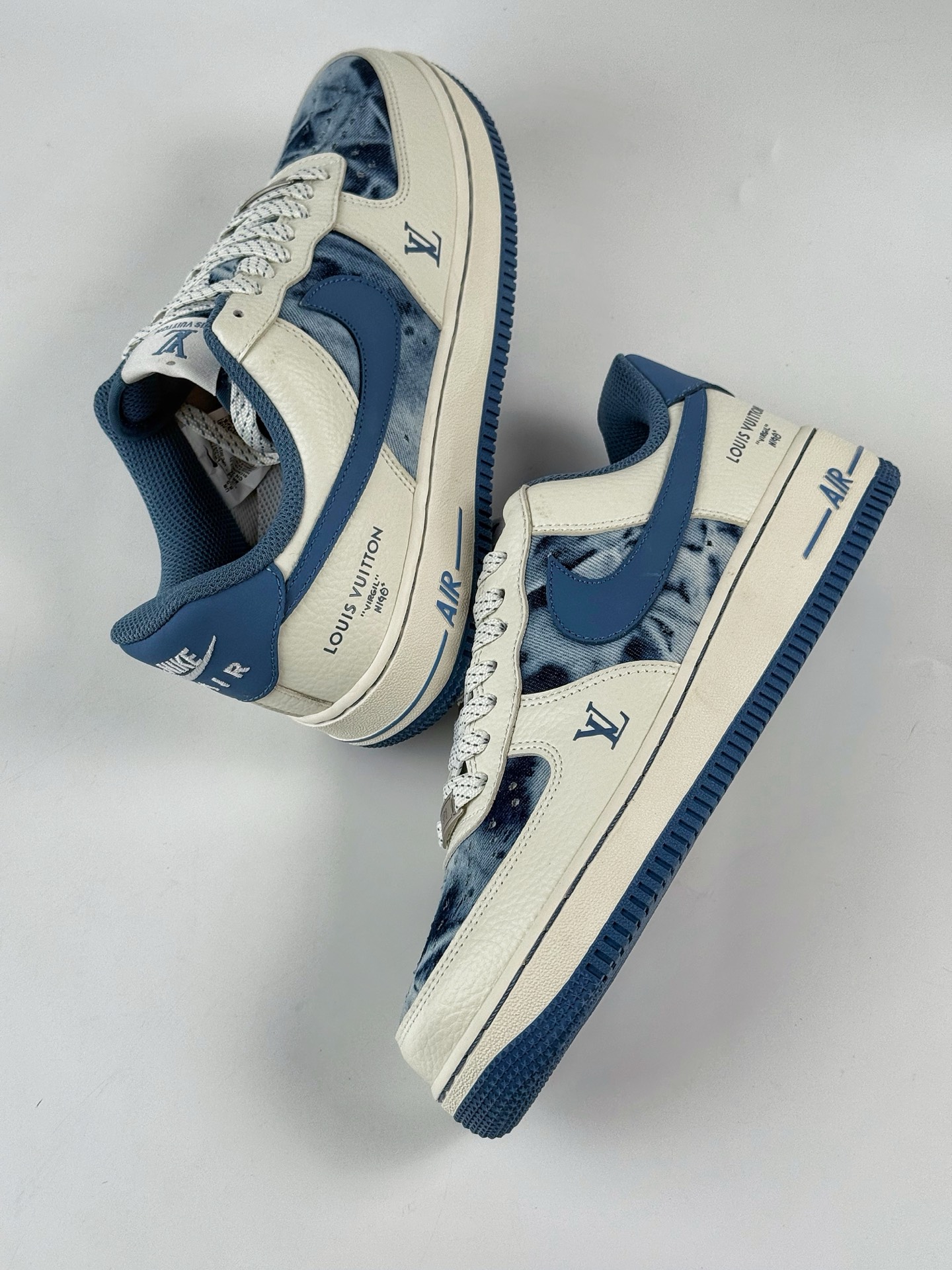 260 Nike Air Force 1 Low 07 x Louis Vuitton 白蓝满天星 LW9279-019-Chinese UA Cheap High Quatity Brand Clothes Bags handbags Sneakers wholesale wholesaler seller from China Factory suppliers Fashion Clothing Shoes best Quality Beautiful Price 260 Nike Air Force 1 Low 07 x Louis Vuitton 白蓝满天星 LW9279-019