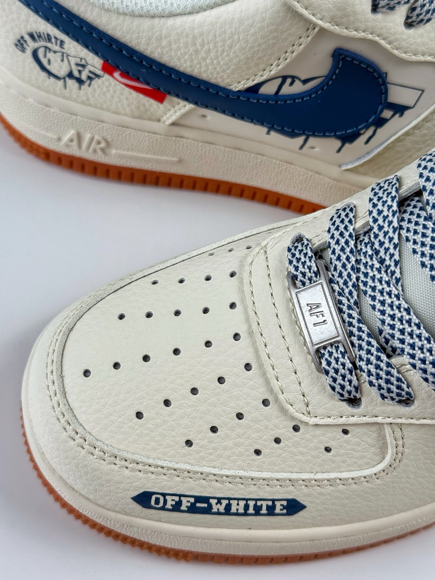 260 Nike Air Force 1 Low 07 x OFF-WHITE 米蓝满天星 QW5836-001