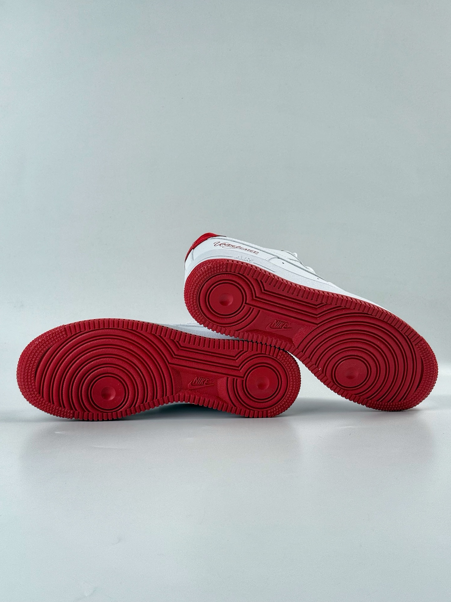 240 Nike Air Force 1 Low 07 x UNDEFEATED 白红小勾 ZH0316-103