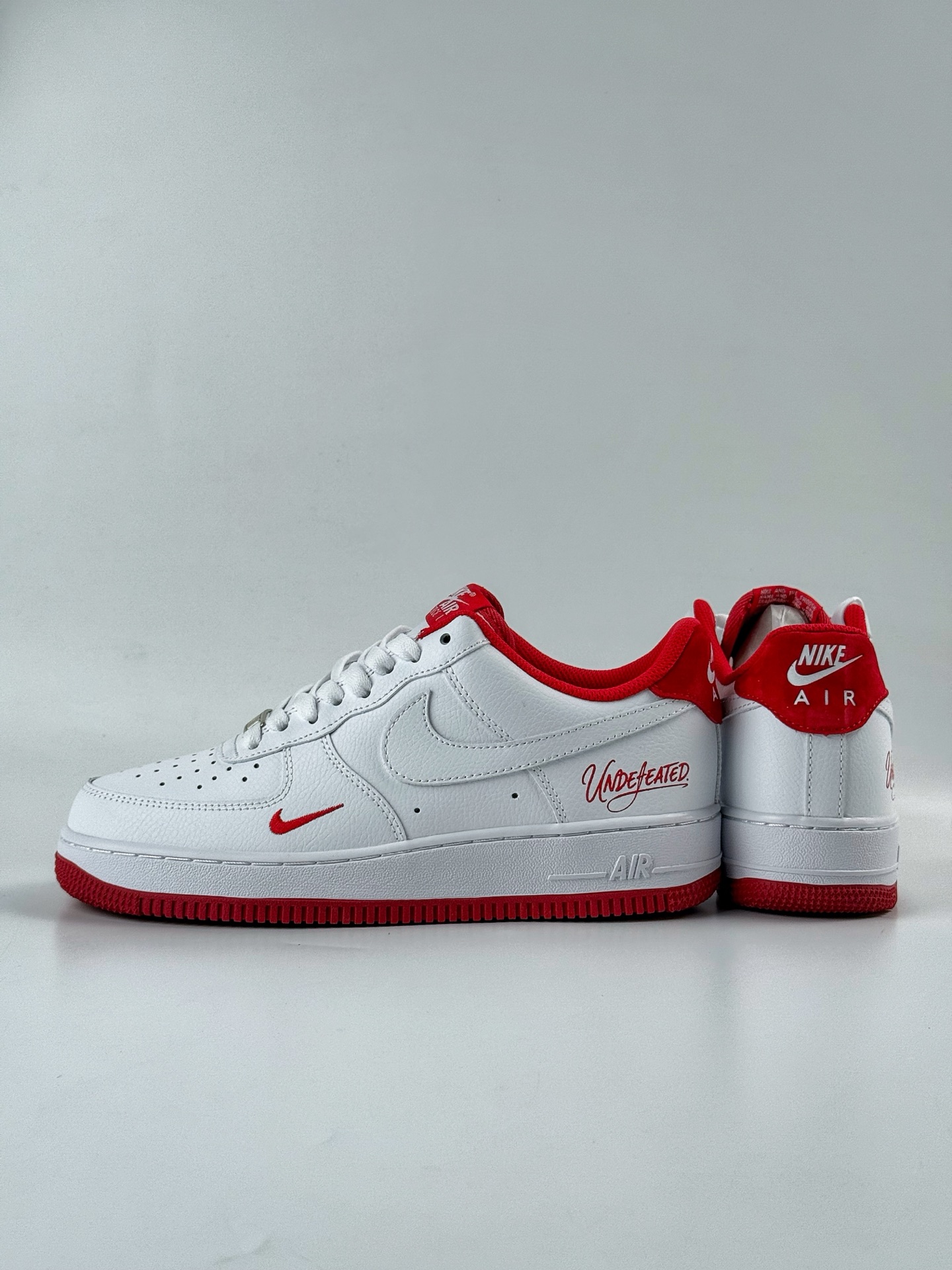240 Nike Air Force 1 Low 07 x UNDEFEATED 白红小勾 ZH0316-103