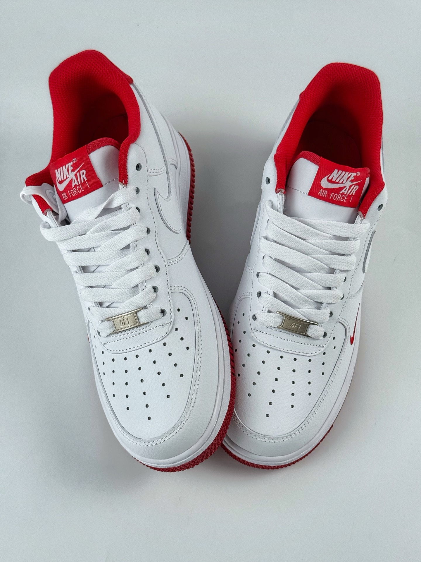 240 Nike Air Force 1 Low 07 x UNDEFEATED 白红小勾 ZH0316-103