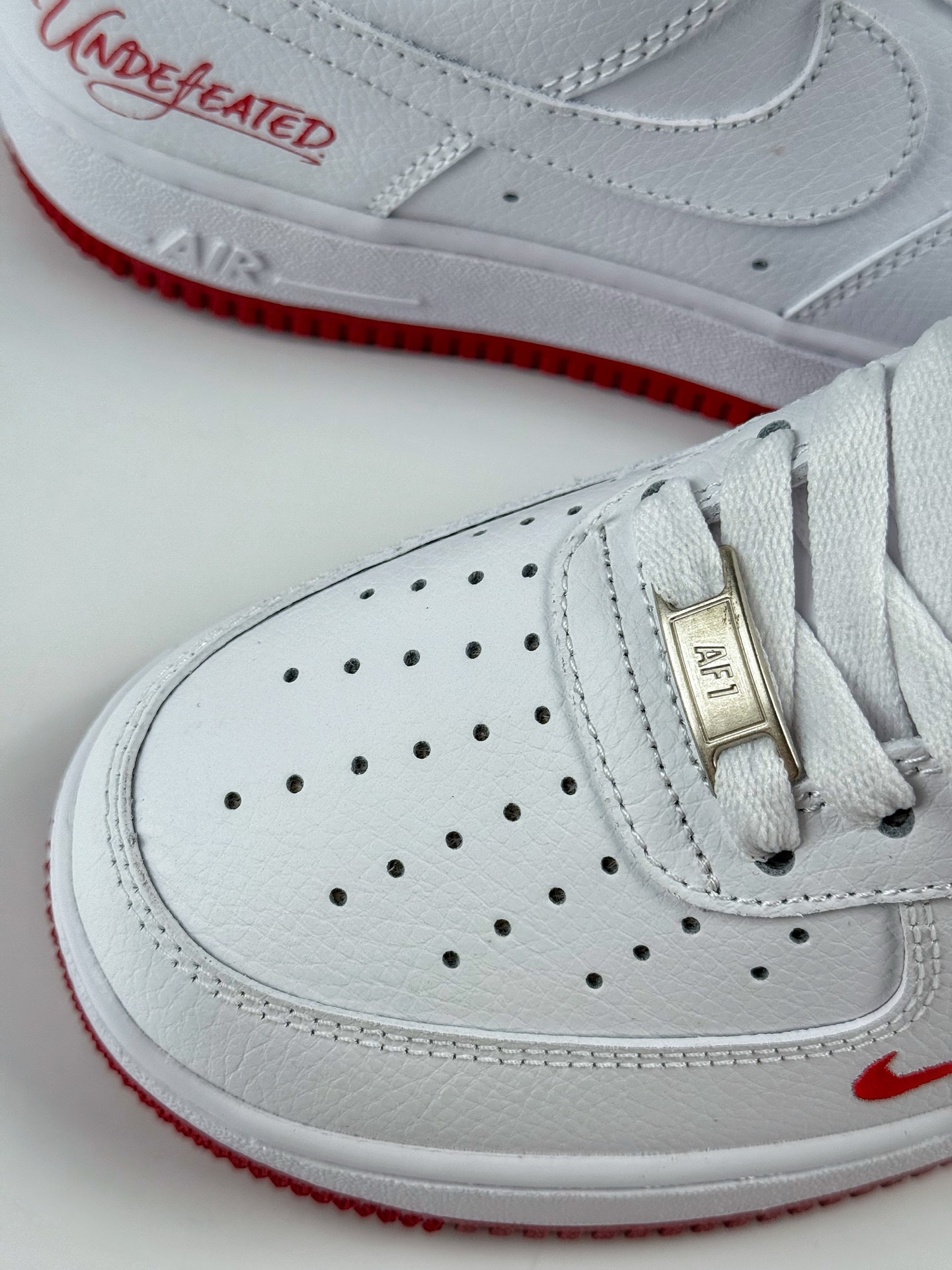 240 Nike Air Force 1 Low 07 x UNDEFEATED 白红小勾 ZH0316-103