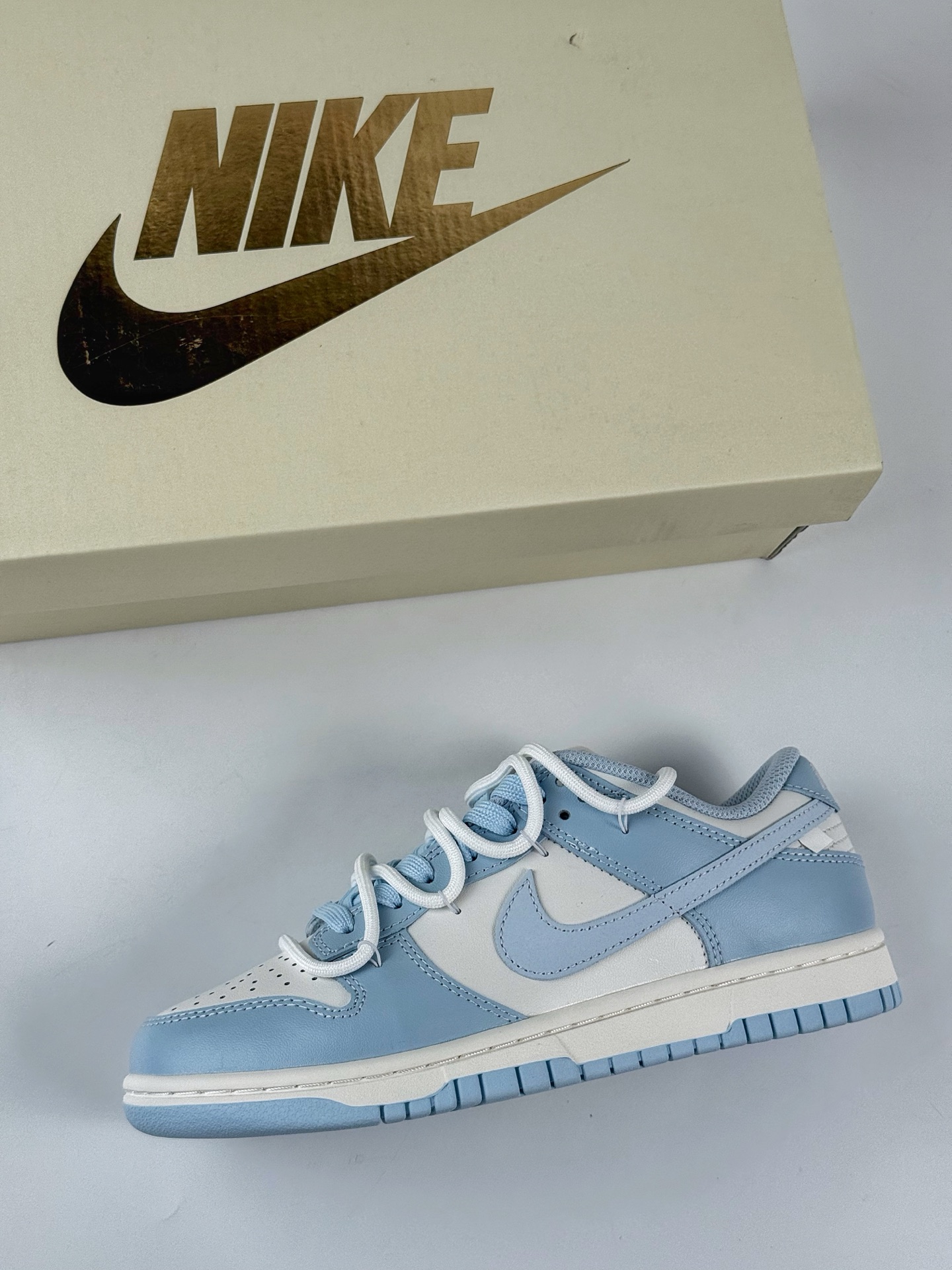 280 Nike SB Dunk Low 洛水 蓝白绑带 BW0510-060-Chinese UA Cheap High Quatity Brand Clothes Bags handbags Sneakers wholesale wholesaler seller from China Factory suppliers Fashion Clothing Shoes best Quality Beautiful Price 280 Nike SB Dunk Low 洛水 蓝白绑带 BW0510-060