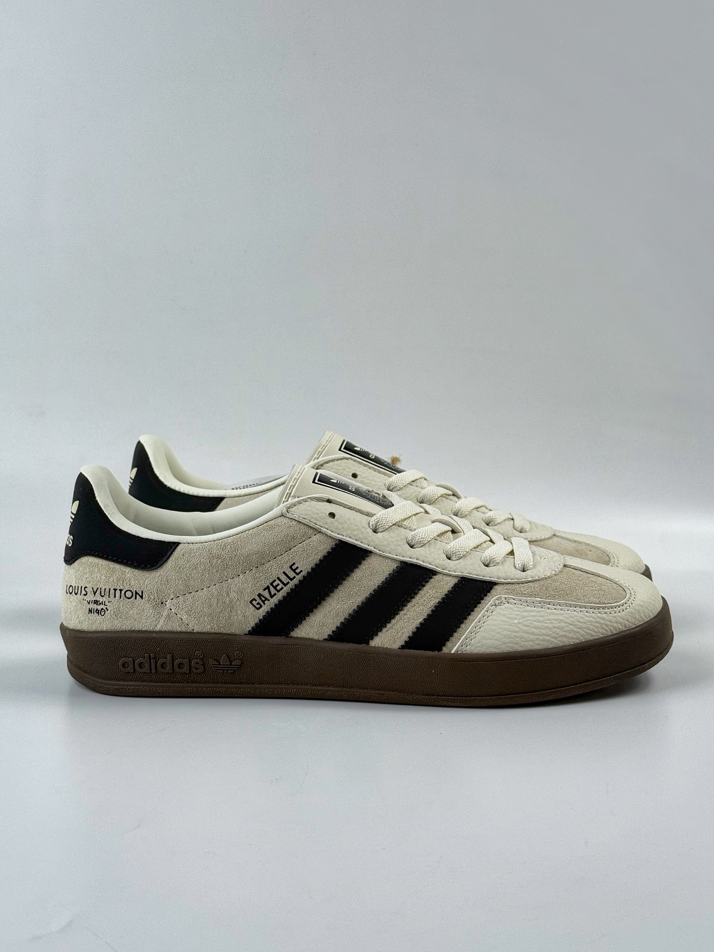 200 Adidas三叶草SAMBA OG x Louis Vuitton 白棕黑 休闲板鞋 SC9207-724