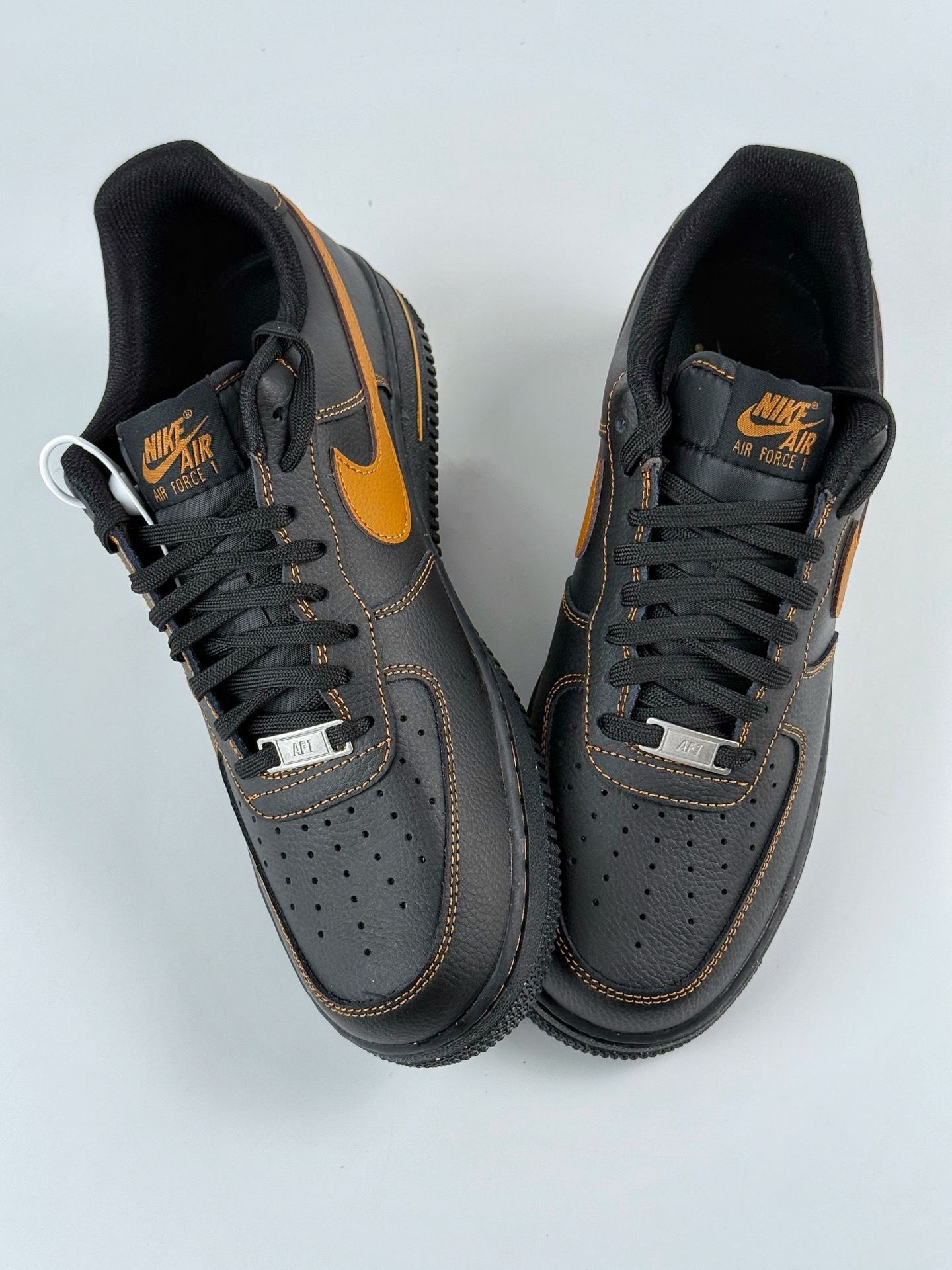 200 Nike Air Force 1 Low 07 黑棕 HQ2037-003-Chinese UA Cheap High Quatity Brand Clothes Bags handbags Sneakers wholesale wholesaler seller from China Factory suppliers Fashion Clothing Shoes best Quality Beautiful Price 200 Nike Air Force 1 Low 07 黑棕 HQ2037-003