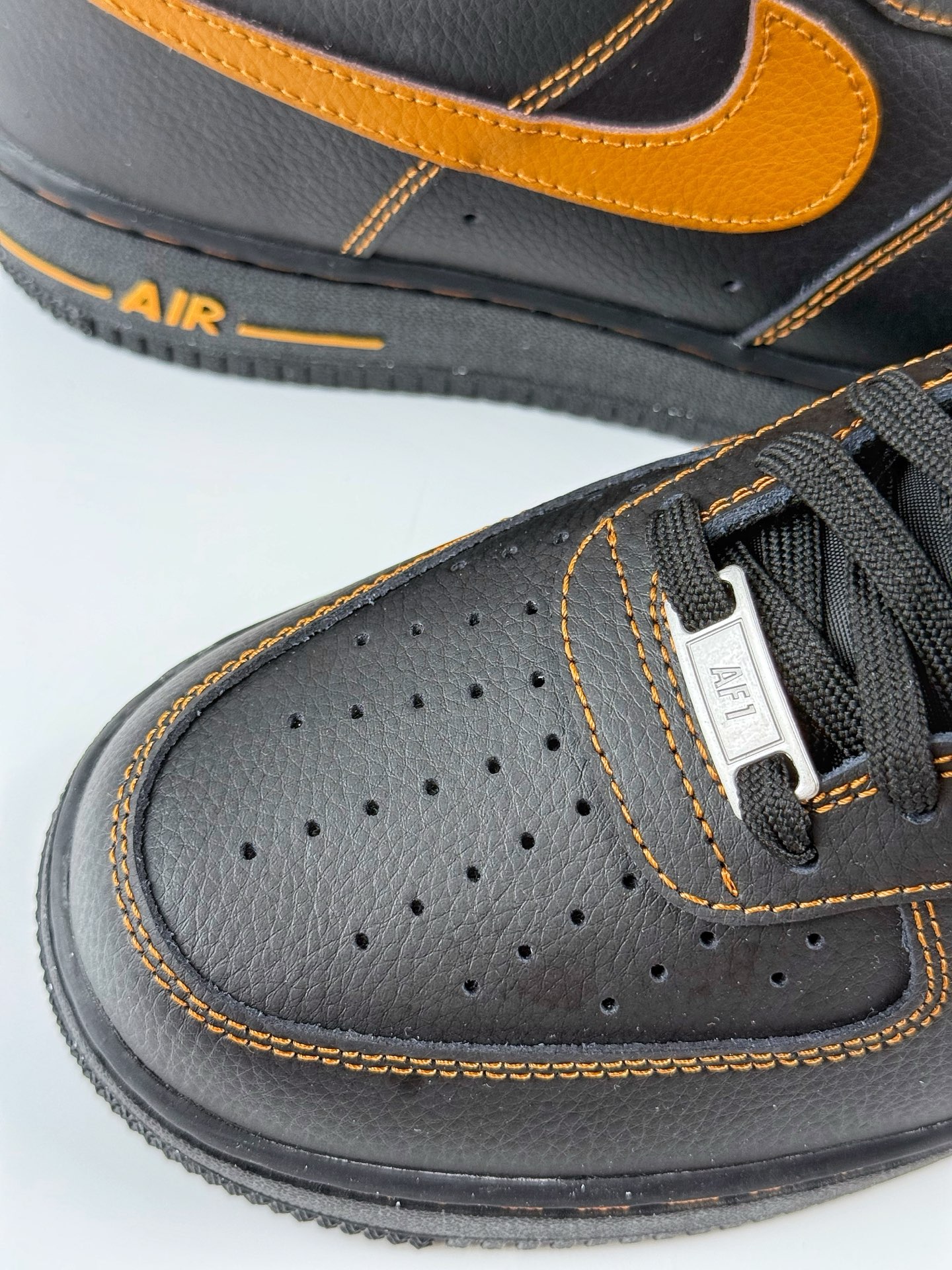 200 Nike Air Force 1 Low 07 黑棕 HQ2037-003-Chinese UA Cheap High Quatity Brand Clothes Bags handbags Sneakers wholesale wholesaler seller from China Factory suppliers Fashion Clothing Shoes best Quality Beautiful Price 200 Nike Air Force 1 Low 07 黑棕 HQ2037-003