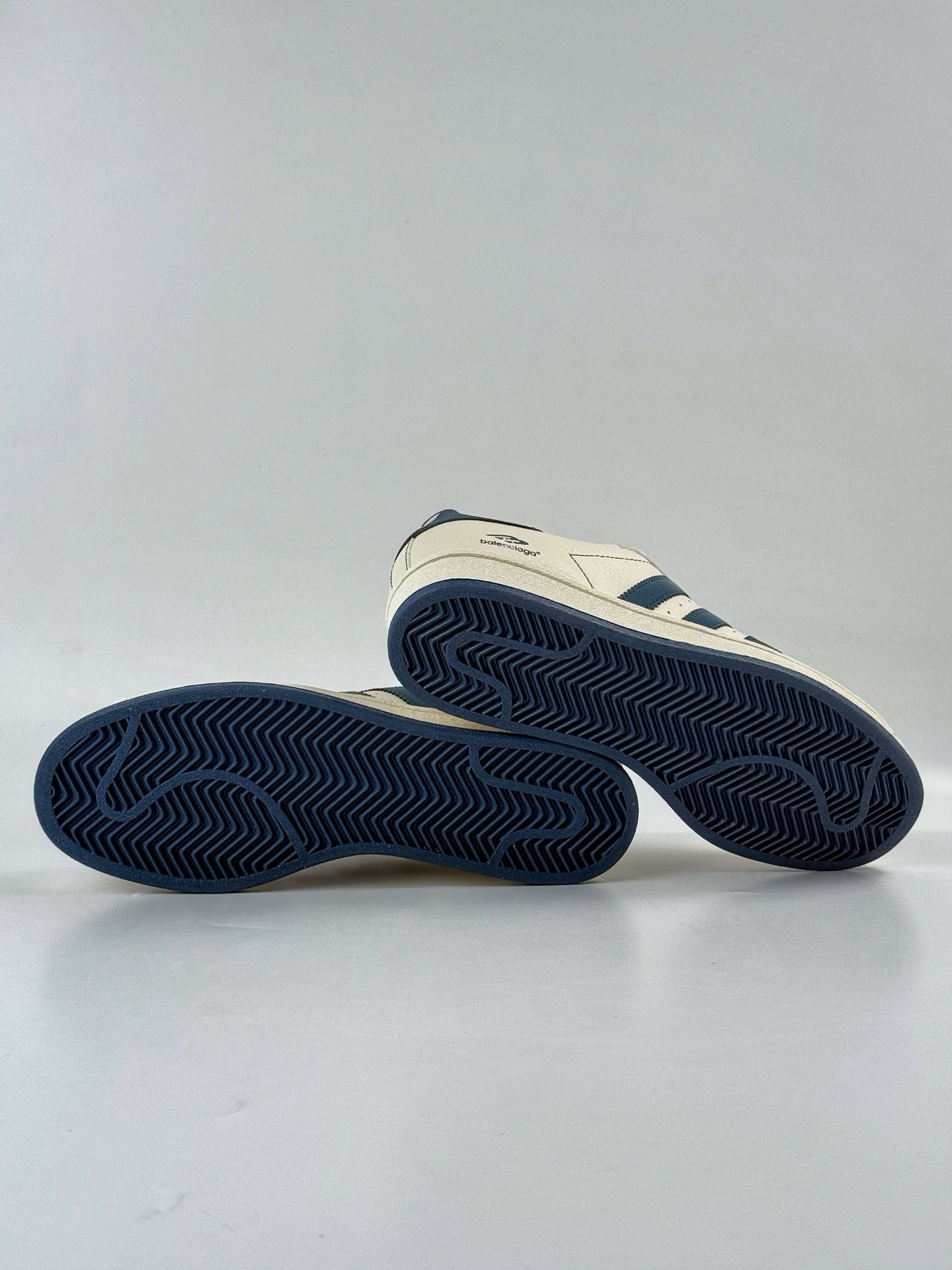 220 AD Originals Superstar x Balenciaga 白黑 QF5805