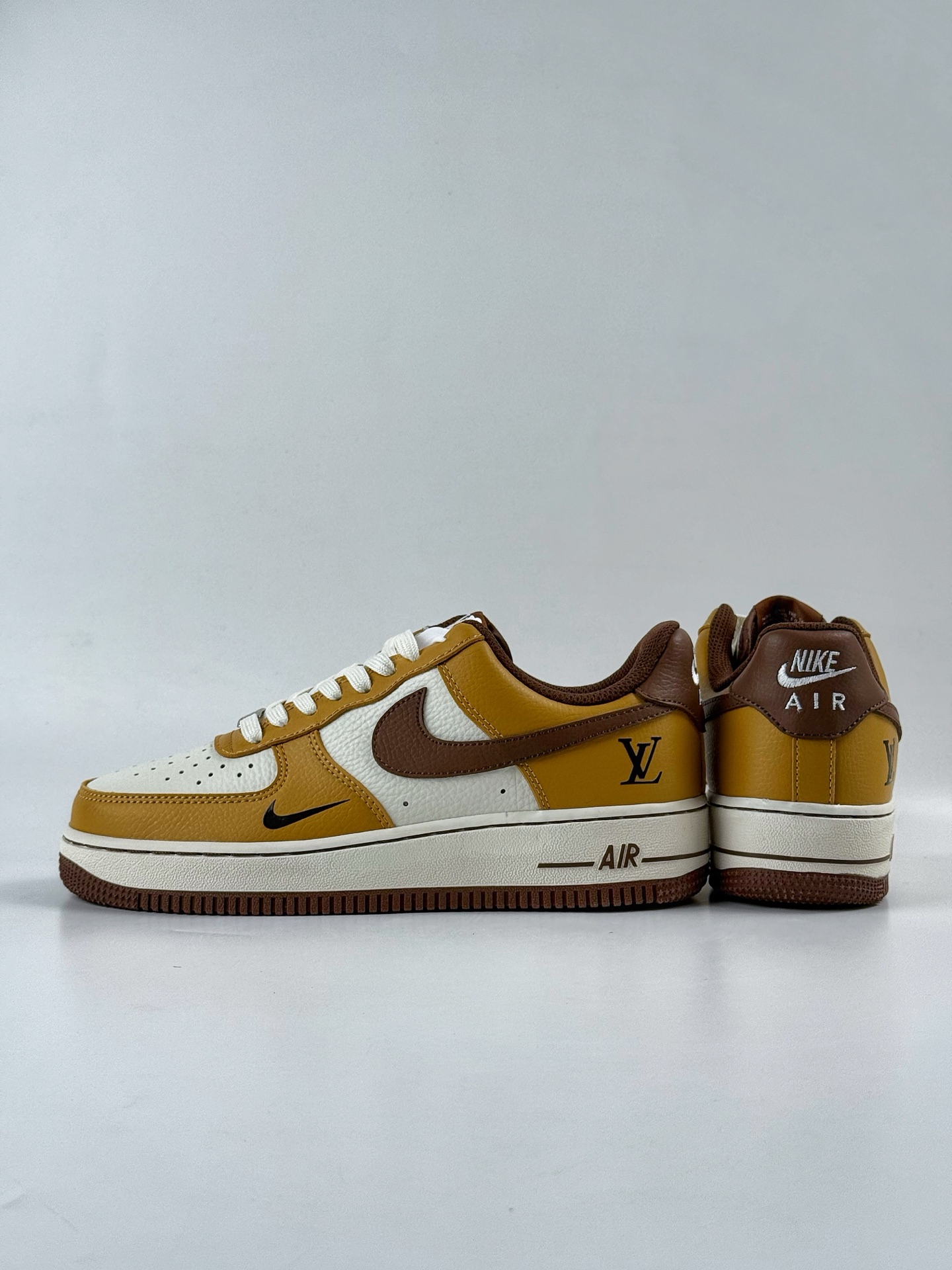 260 Nike Air Force 1 Low 07 x Louis Vuitton 黄白小勾 LW9279-014