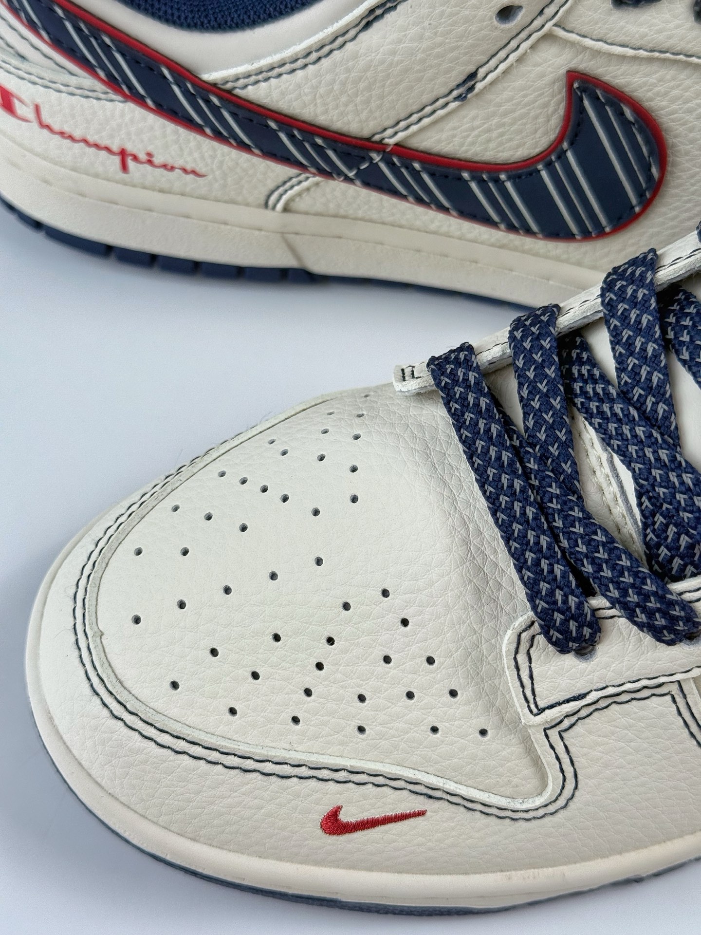 280 Nike Air Force 1 Low 07 x Champion 米白蓝小勾满天星 QW5836-017-Chinese UA Cheap High Quatity Brand Clothes Bags handbags Sneakers wholesale wholesaler seller from China Factory suppliers Fashion Clothing Shoes best Quality Beautiful Price 280 Nike Air Force 1 Low 07 x Champion 米白蓝小勾满天星 QW5836-017