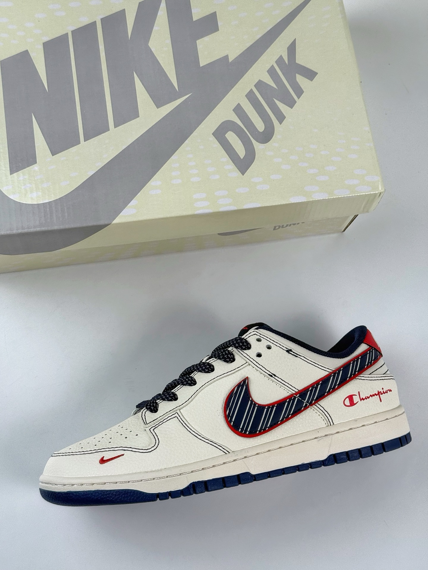 280 Nike Air Force 1 Low 07 x Champion 米白蓝小勾满天星 QW5836-017-Chinese UA Cheap High Quatity Brand Clothes Bags handbags Sneakers wholesale wholesaler seller from China Factory suppliers Fashion Clothing Shoes best Quality Beautiful Price 280 Nike Air Force 1 Low 07 x Champion 米白蓝小勾满天星 QW5836-017