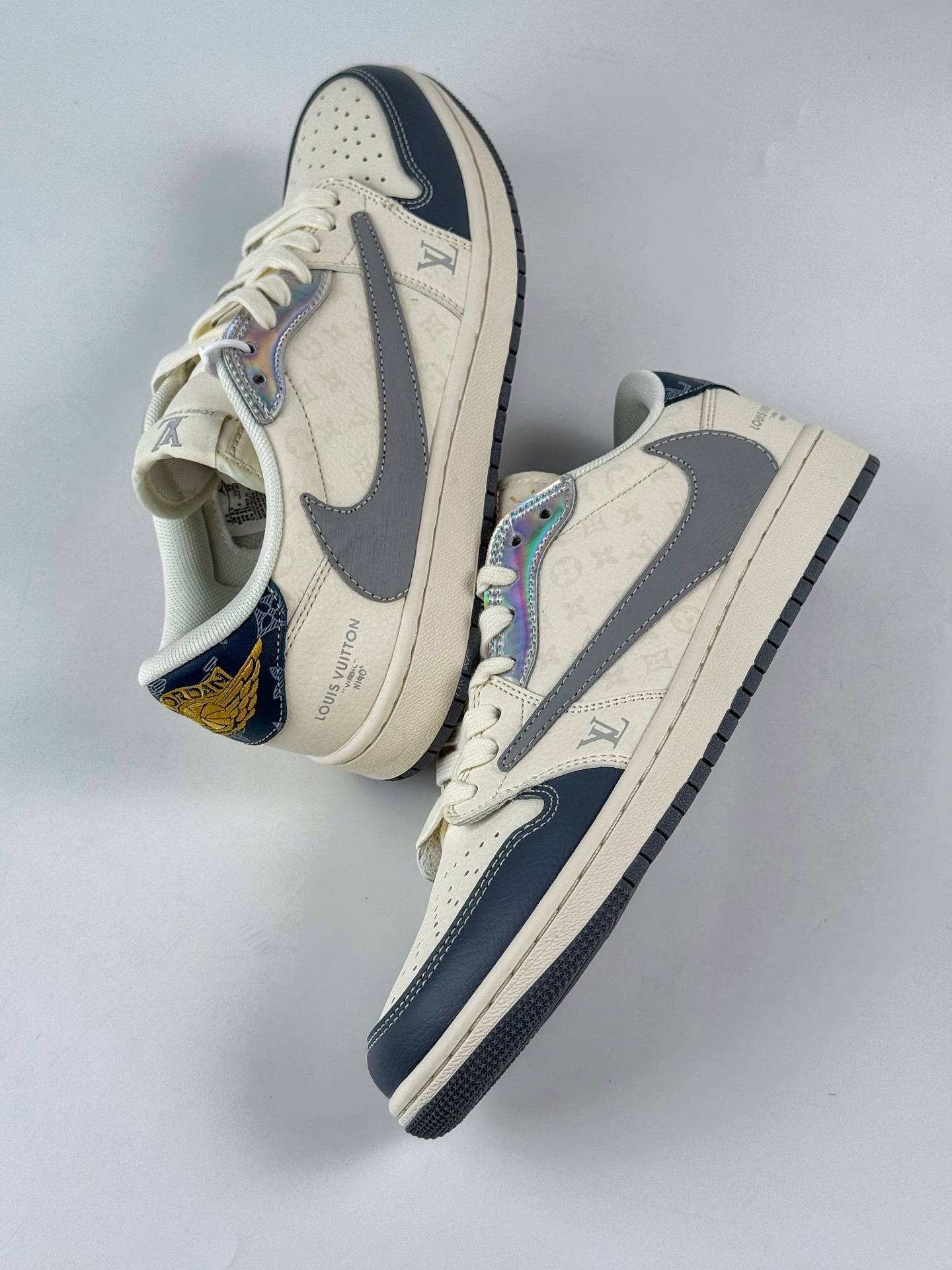280 Travis Scott x Nike Air Jordan 1 Low x Louis Vuitton Air Jordan 1 Low 反转灰白倒钩 XS7089-615-Chinese UA Cheap High Quatity Brand Clothes Bags handbags Sneakers wholesale wholesaler seller from China Factory suppliers Fashion Clothing Shoes best Quality Beautiful Price 280 Travis Scott x Nike Air Jordan 1 Low x Louis Vuitton Air Jordan 1 Low 反转灰白倒钩 XS7089-615