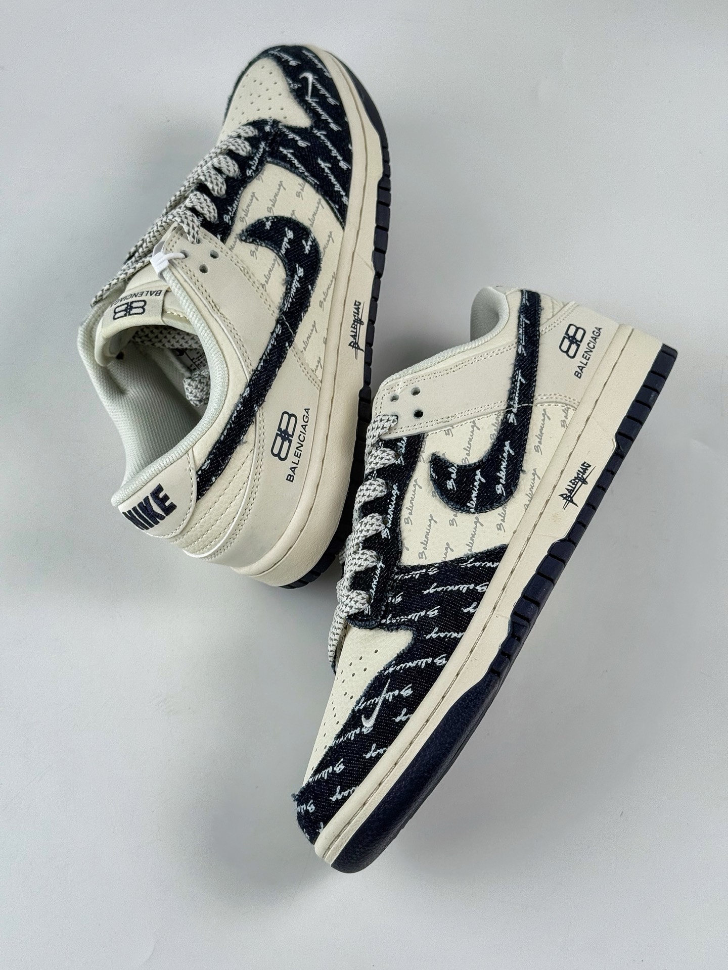 260 Nike SB Dunk Low x Balenciaga 黑白小勾满天星 XD1588-231-Chinese UA Cheap High Quatity Brand Clothes Bags handbags Sneakers wholesale wholesaler seller from China Factory suppliers Fashion Clothing Shoes best Quality Beautiful Price 260 Nike SB Dunk Low x Balenciaga 黑白小勾满天星 XD1588-231