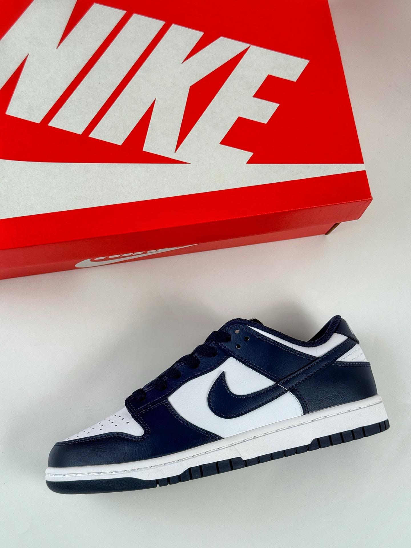 180 NIKE SB Dunk Low 蓝白 HF5441-107-Chinese UA Cheap High Quatity Brand Clothes Bags handbags Sneakers wholesale wholesaler seller from China Factory suppliers Fashion Clothing Shoes best Quality Beautiful Price 180 NIKE SB Dunk Low 蓝白 HF5441-107