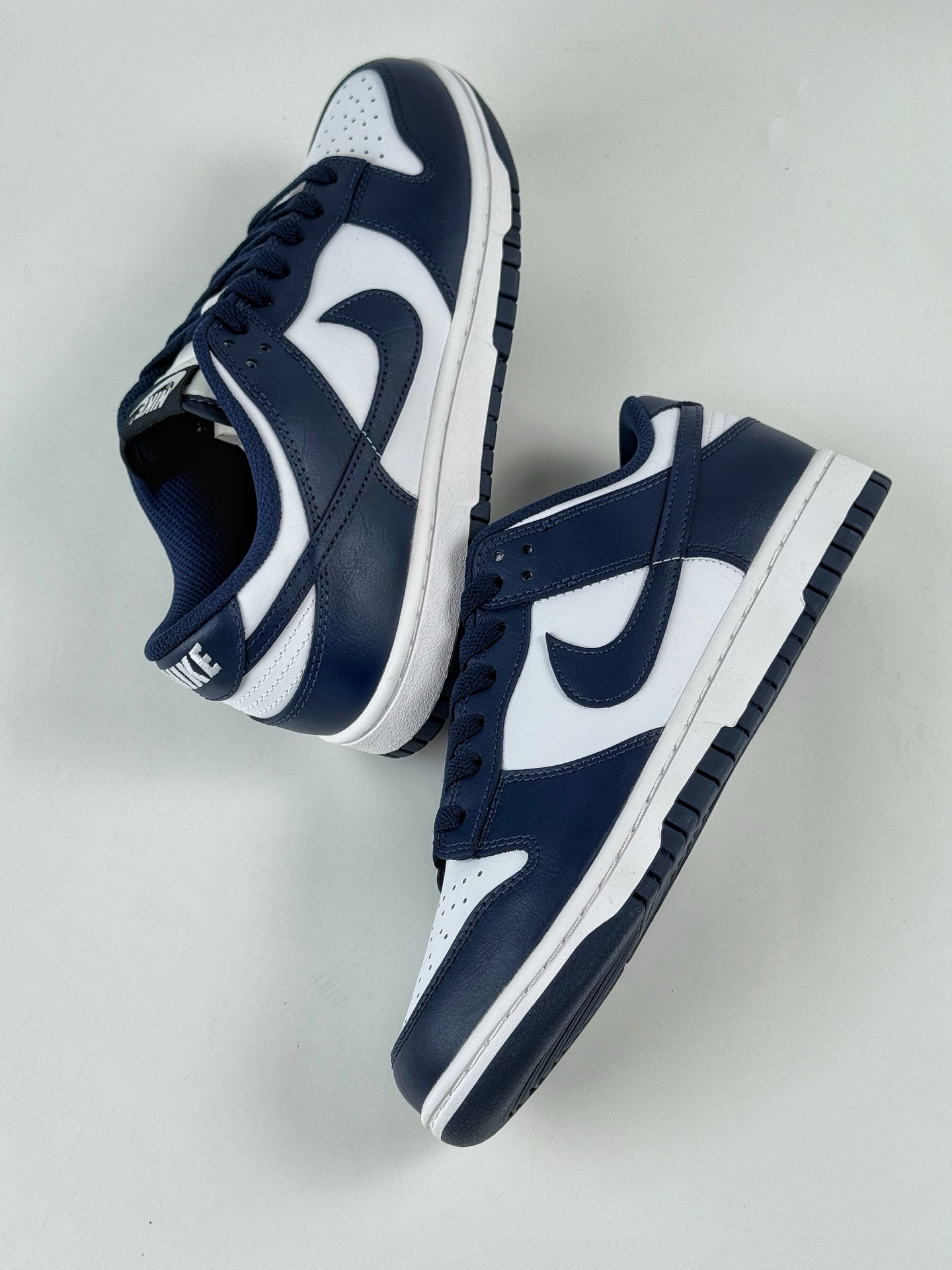 180 NIKE SB Dunk Low 蓝白 HF5441-107-Chinese UA Cheap High Quatity Brand Clothes Bags handbags Sneakers wholesale wholesaler seller from China Factory suppliers Fashion Clothing Shoes best Quality Beautiful Price 180 NIKE SB Dunk Low 蓝白 HF5441-107