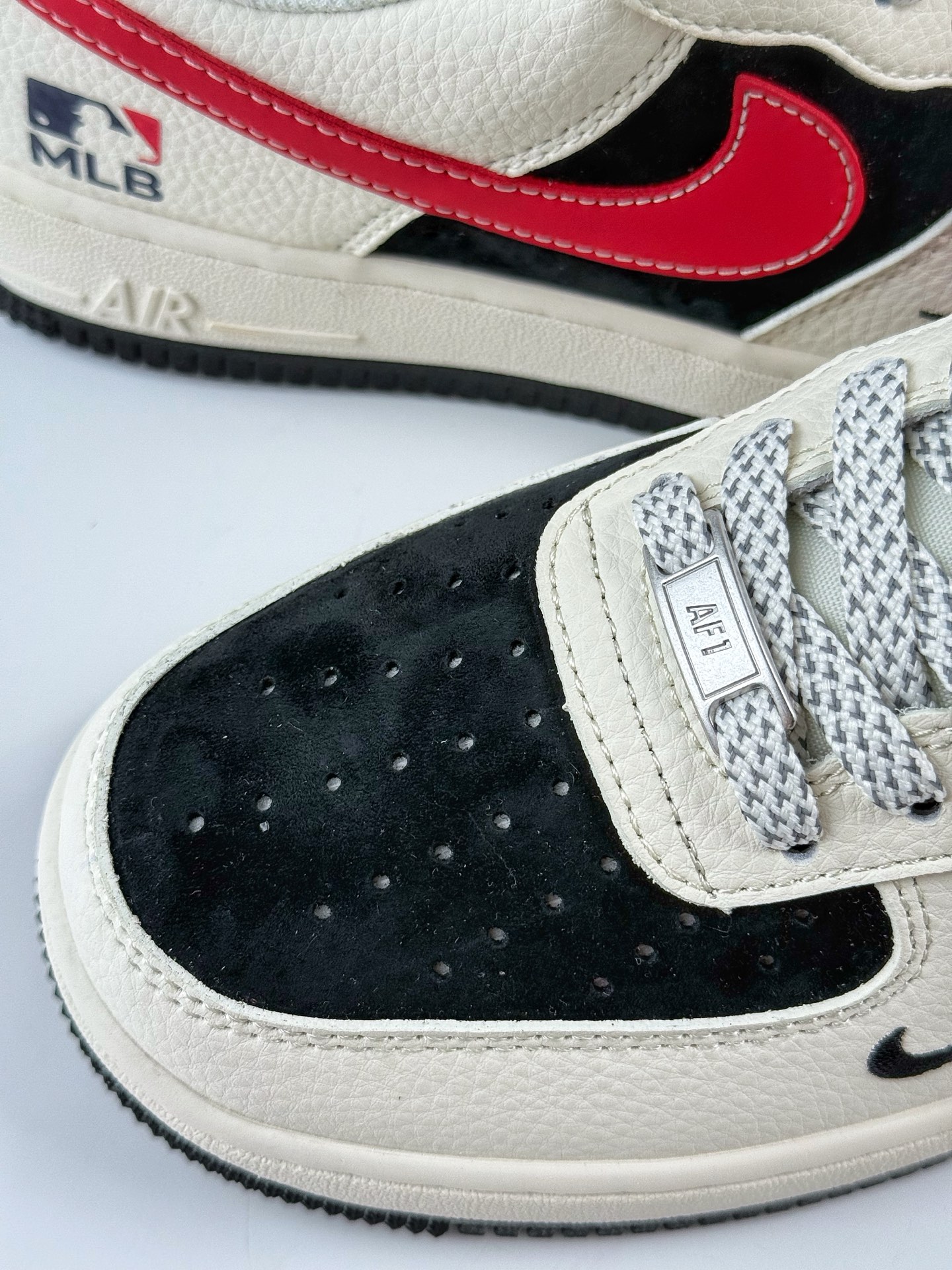 260 Nike Air Force 1 Low 07 x MLB 白黑红小勾满天星 HS8068-052-Chinese UA Cheap High Quatity Brand Clothes Bags handbags Sneakers wholesale wholesaler seller from China Factory suppliers Fashion Clothing Shoes best Quality Beautiful Price 260 Nike Air Force 1 Low 07 x MLB 白黑红小勾满天星 HS8068-052