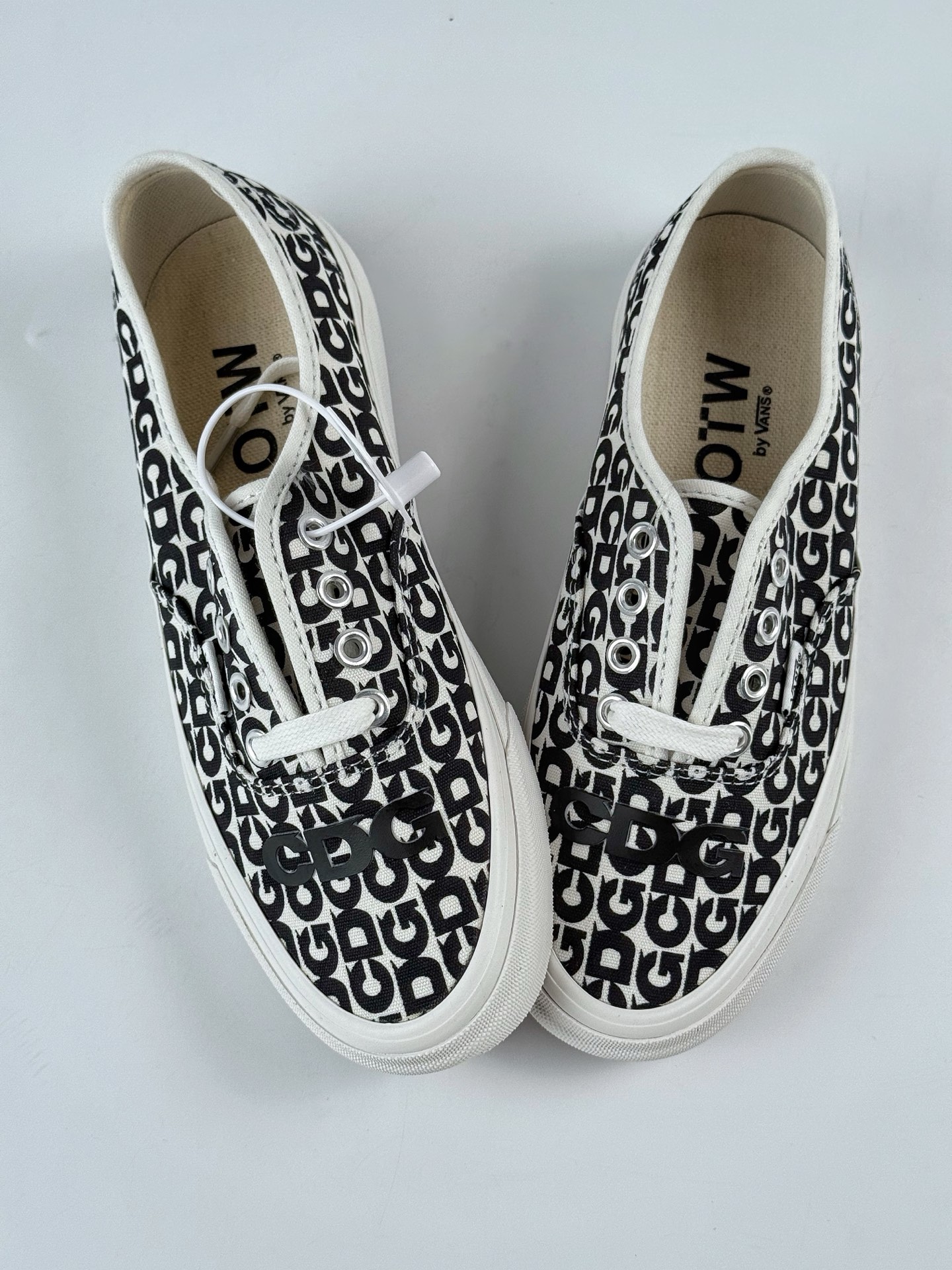 140 2025 CDGVans联名OTW高端线来了 纯原抗疲劳缓震鞋垫 VN000EEUUY6YK-Chinese UA Cheap High Quatity Brand Clothes Bags handbags Sneakers wholesale wholesaler seller from China Factory suppliers Fashion Clothing Shoes best Quality Beautiful Price 140 2025 CDGVans联名OTW高端线来了 纯原抗疲劳缓震鞋垫 VN000EEUUY6YK