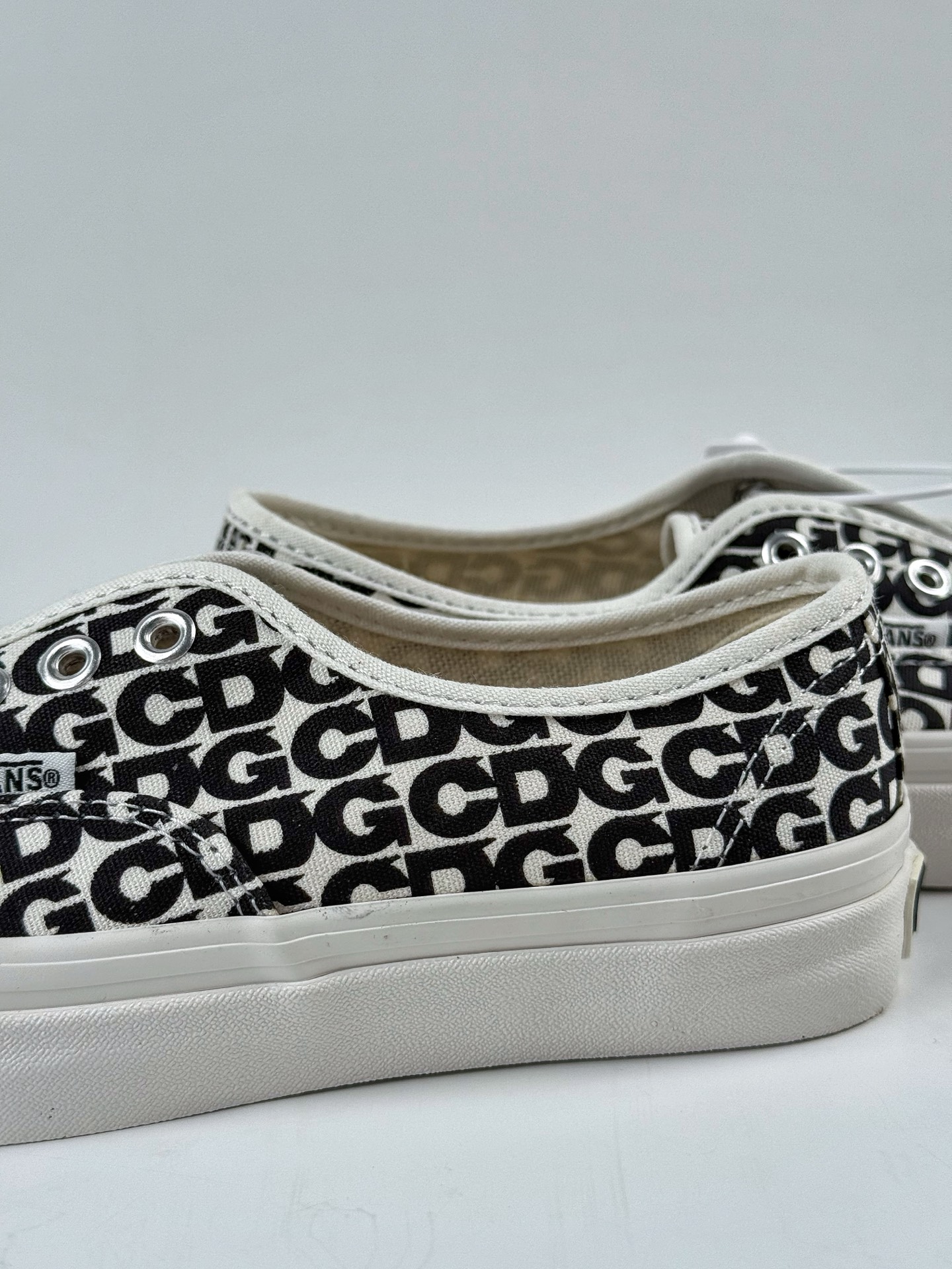 140 2025 CDGVans联名OTW高端线来了 纯原抗疲劳缓震鞋垫 VN000EEUUY6YK-Chinese UA Cheap High Quatity Brand Clothes Bags handbags Sneakers wholesale wholesaler seller from China Factory suppliers Fashion Clothing Shoes best Quality Beautiful Price 140 2025 CDGVans联名OTW高端线来了 纯原抗疲劳缓震鞋垫 VN000EEUUY6YK