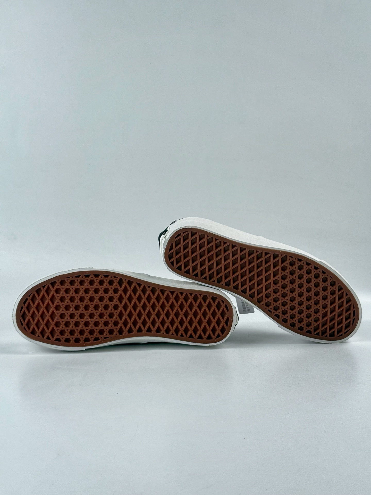 140 2025 CDGVans联名OTW高端线来了 纯原抗疲劳缓震鞋垫 VN000EEUUY6YK-Chinese UA Cheap High Quatity Brand Clothes Bags handbags Sneakers wholesale wholesaler seller from China Factory suppliers Fashion Clothing Shoes best Quality Beautiful Price 140 2025 CDGVans联名OTW高端线来了 纯原抗疲劳缓震鞋垫 VN000EEUUY6YK