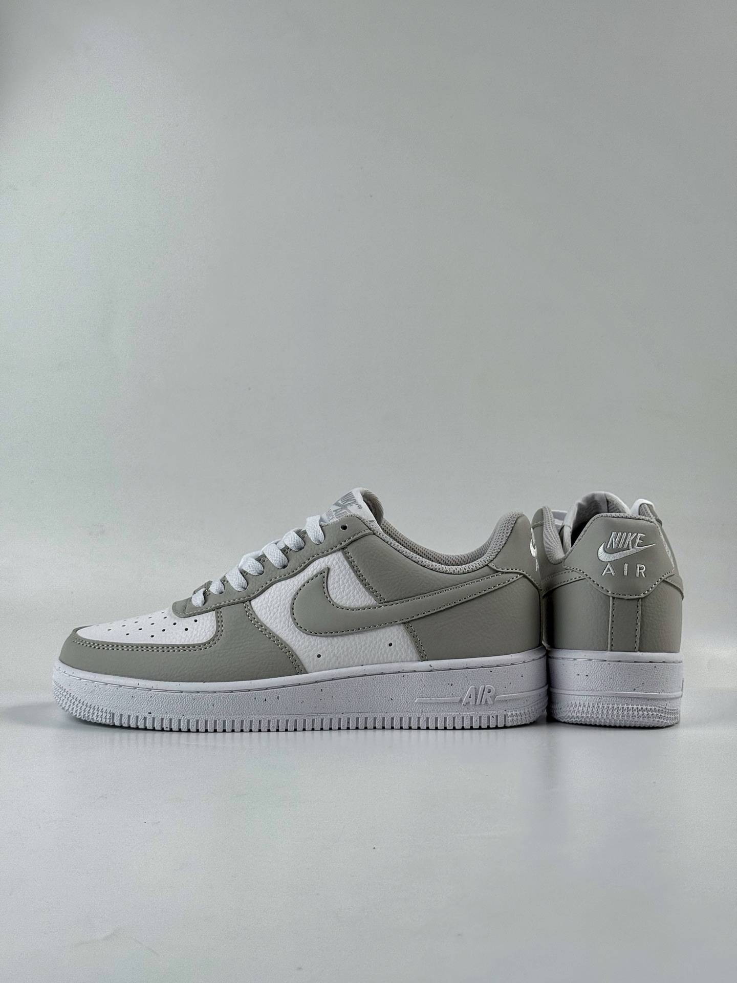 200 Nike Air Force 1 Low 07 灰白 DV3808-114-Chinese UA Cheap High Quatity Brand Clothes Bags handbags Sneakers wholesale wholesaler seller from China Factory suppliers Fashion Clothing Shoes best Quality Beautiful Price 200 Nike Air Force 1 Low 07 灰白 DV3808-114