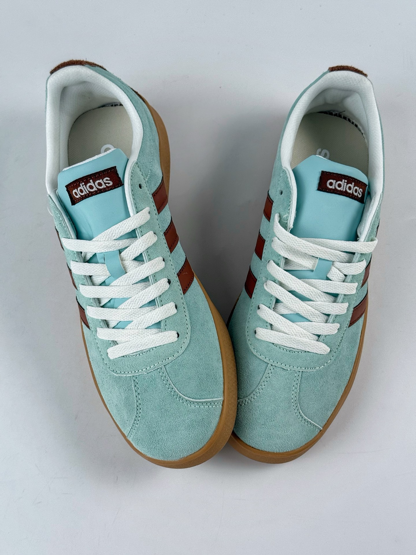 130 adidas neo VI Court CLASSIC 三叶草休闲复古运动板鞋 KK3772-Chinese UA Cheap High Quatity Brand Clothes Bags handbags Sneakers wholesale wholesaler seller from China Factory suppliers Fashion Clothing Shoes best Quality Beautiful Price 130 adidas neo VI Court CLASSIC 三叶草休闲复古运动板鞋 KK3772