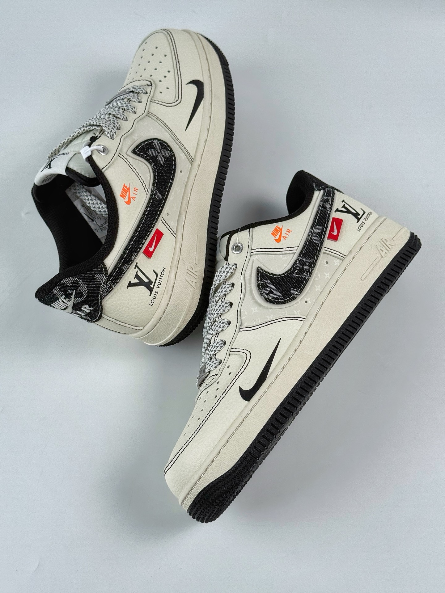 260 Nike Air Force 1 Low 07 x Louis Vuitton 白黑双小勾满天星 YX5066-347-Chinese UA Cheap High Quatity Brand Clothes Bags handbags Sneakers wholesale wholesaler seller from China Factory suppliers Fashion Clothing Shoes best Quality Beautiful Price 260 Nike Air Force 1 Low 07 x Louis Vuitton 白黑双小勾满天星 YX5066-347