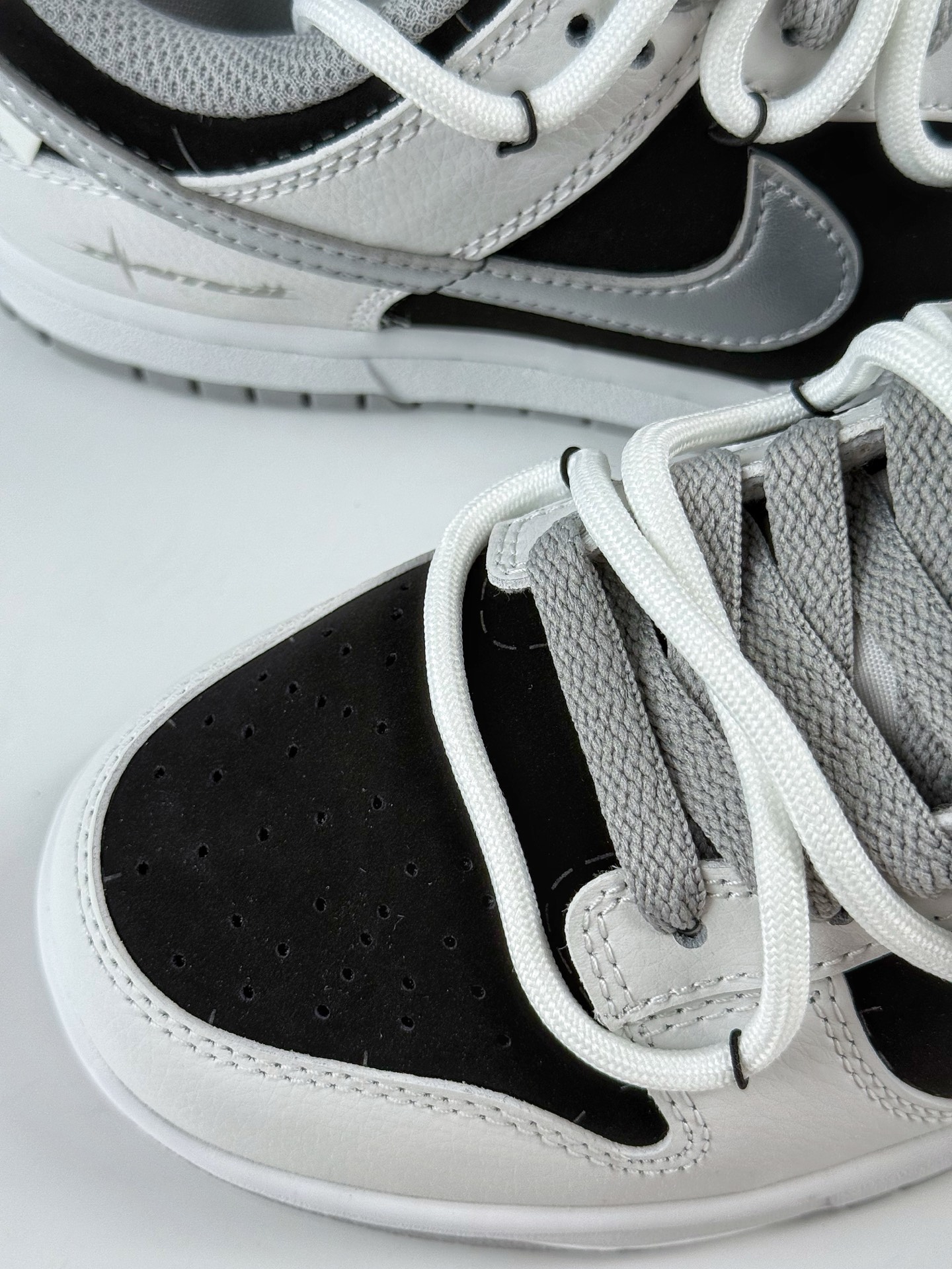 280 Nike SB Dunk Low 星黎 反转黑白 WS0414-025-Chinese UA Cheap High Quatity Brand Clothes Bags handbags Sneakers wholesale wholesaler seller from China Factory suppliers Fashion Clothing Shoes best Quality Beautiful Price 280 Nike SB Dunk Low 星黎 反转黑白 WS0414-025